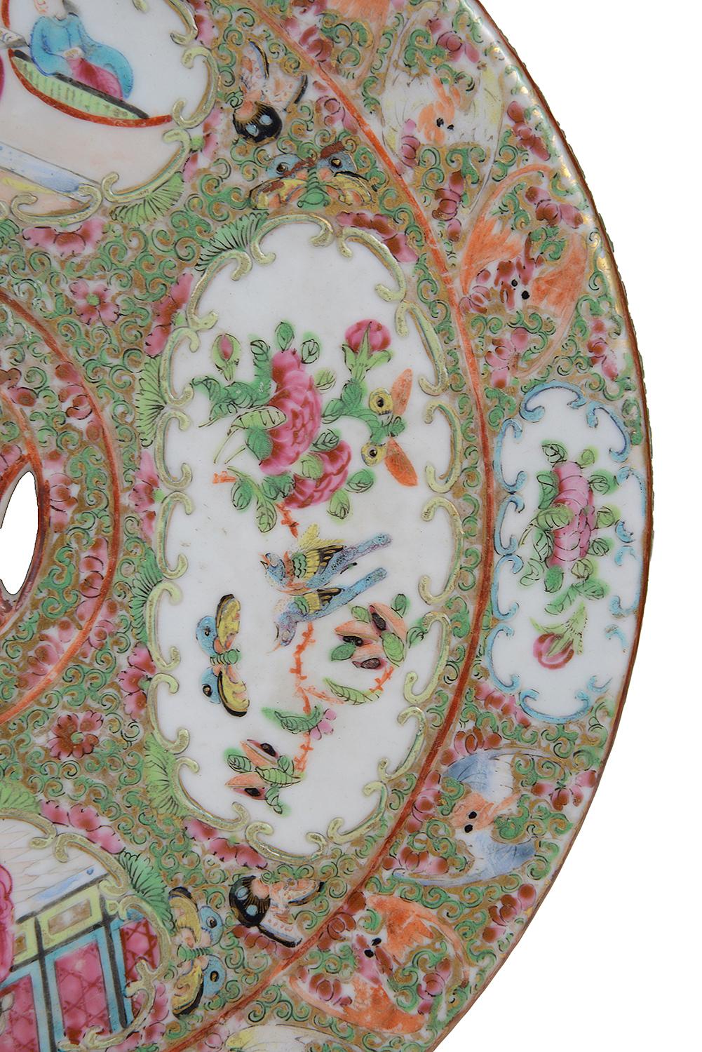 Porcelain 19th Century Chinese Cantonese / Rose Medallion Garden Seat