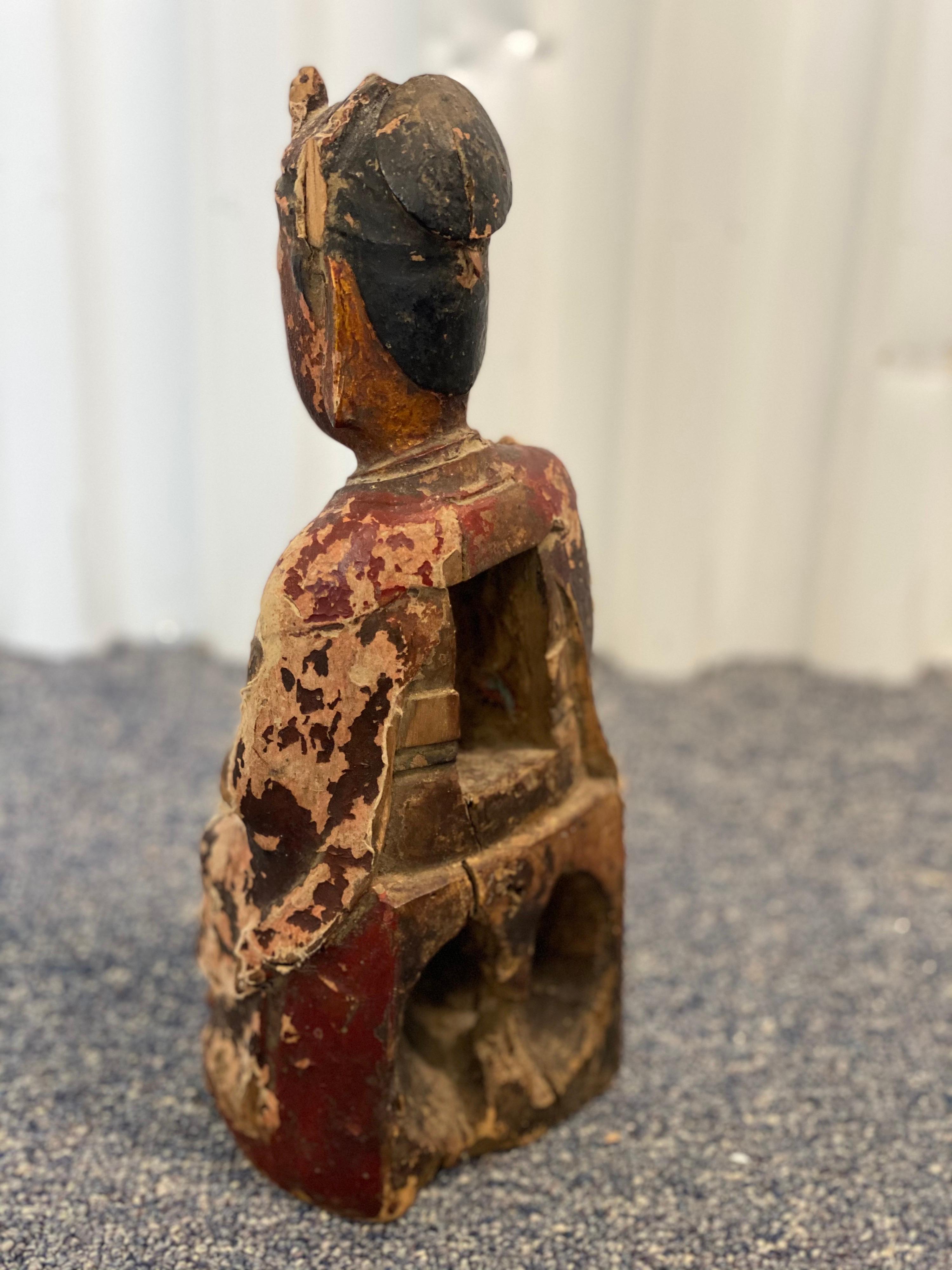 Qing 19th Century Chinese Carved Ancestor Figure For Sale