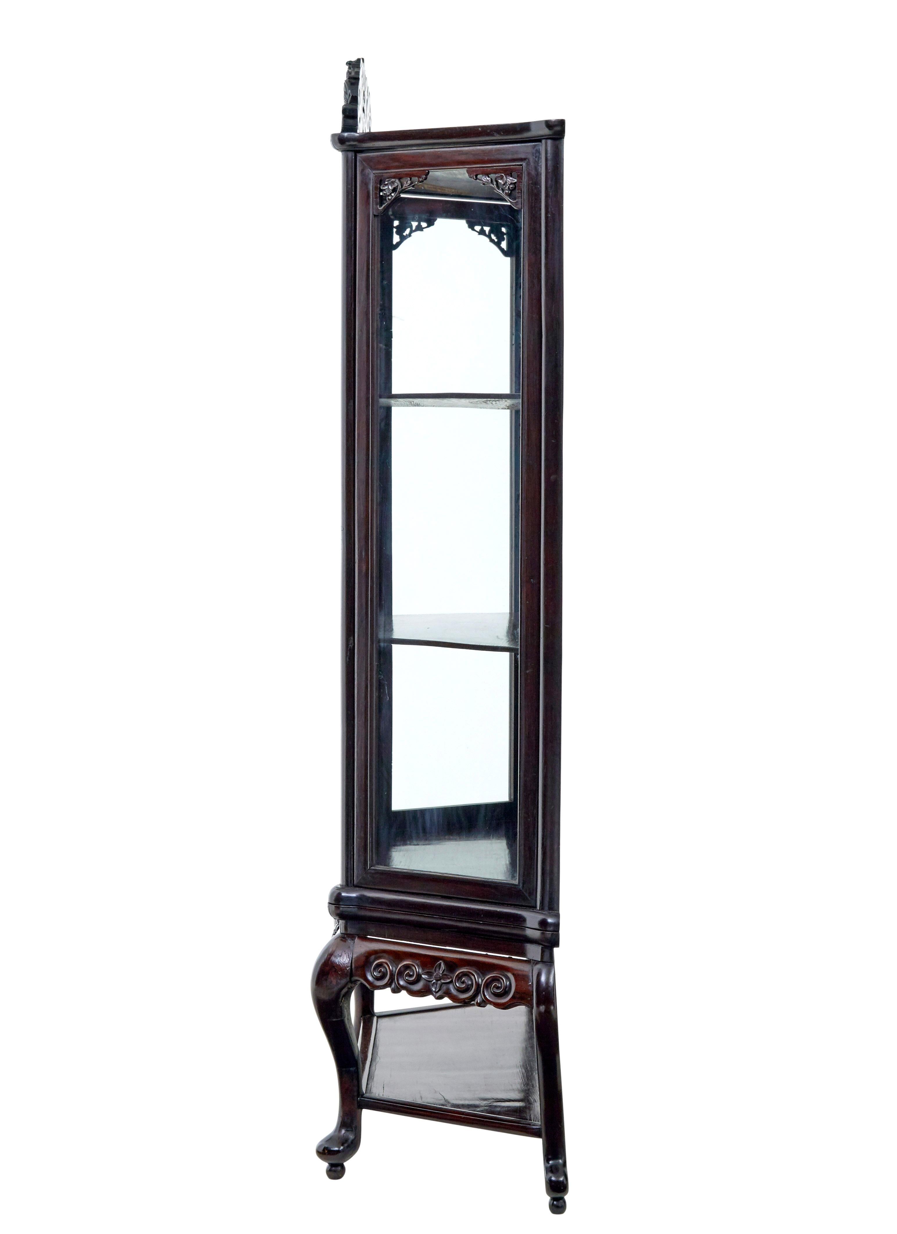 Qing 19th century Chinese carved hardwood glazed display cabinet For Sale