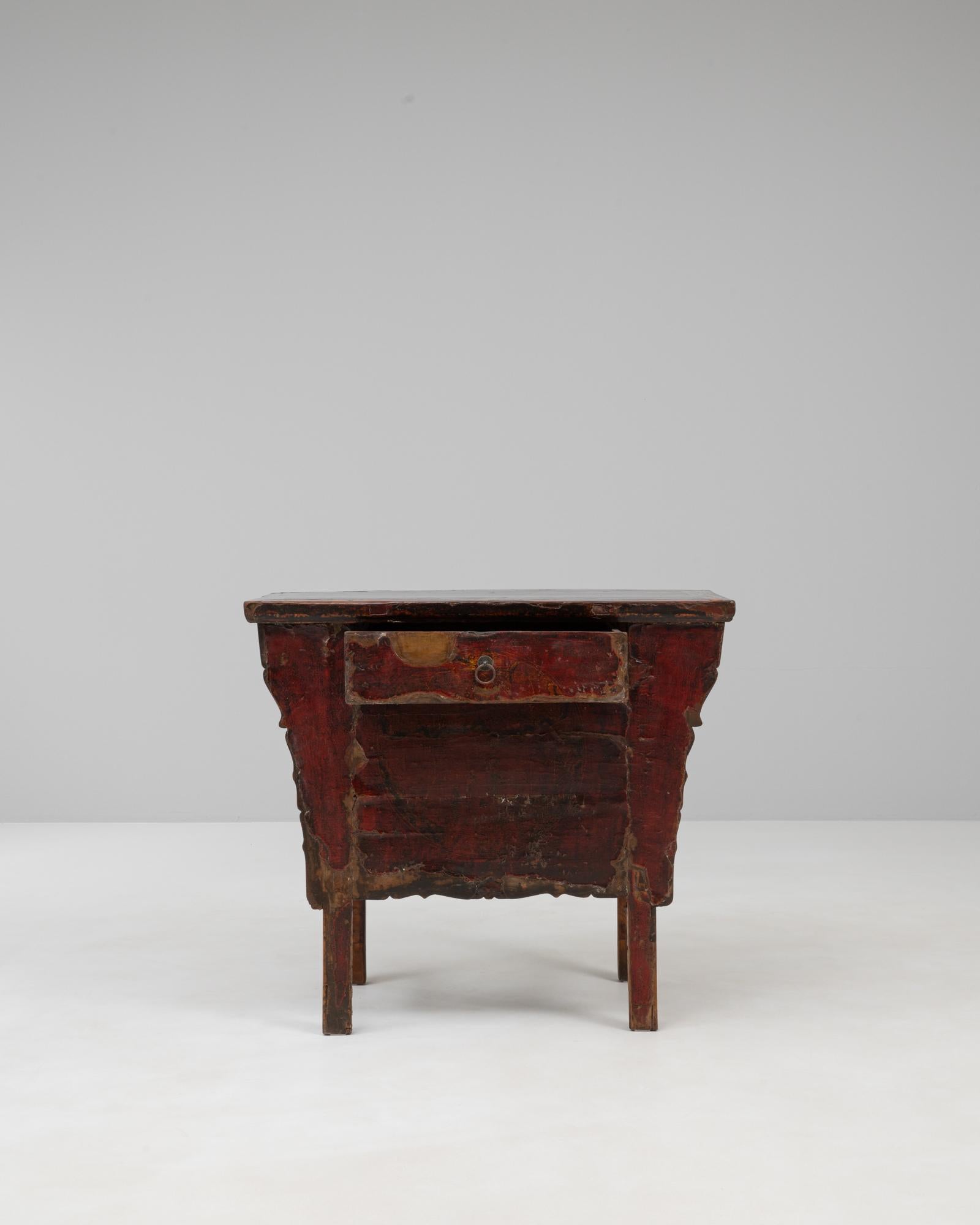 Chinois Console chinoise du 19e siècle, sculptée et laquée en vente