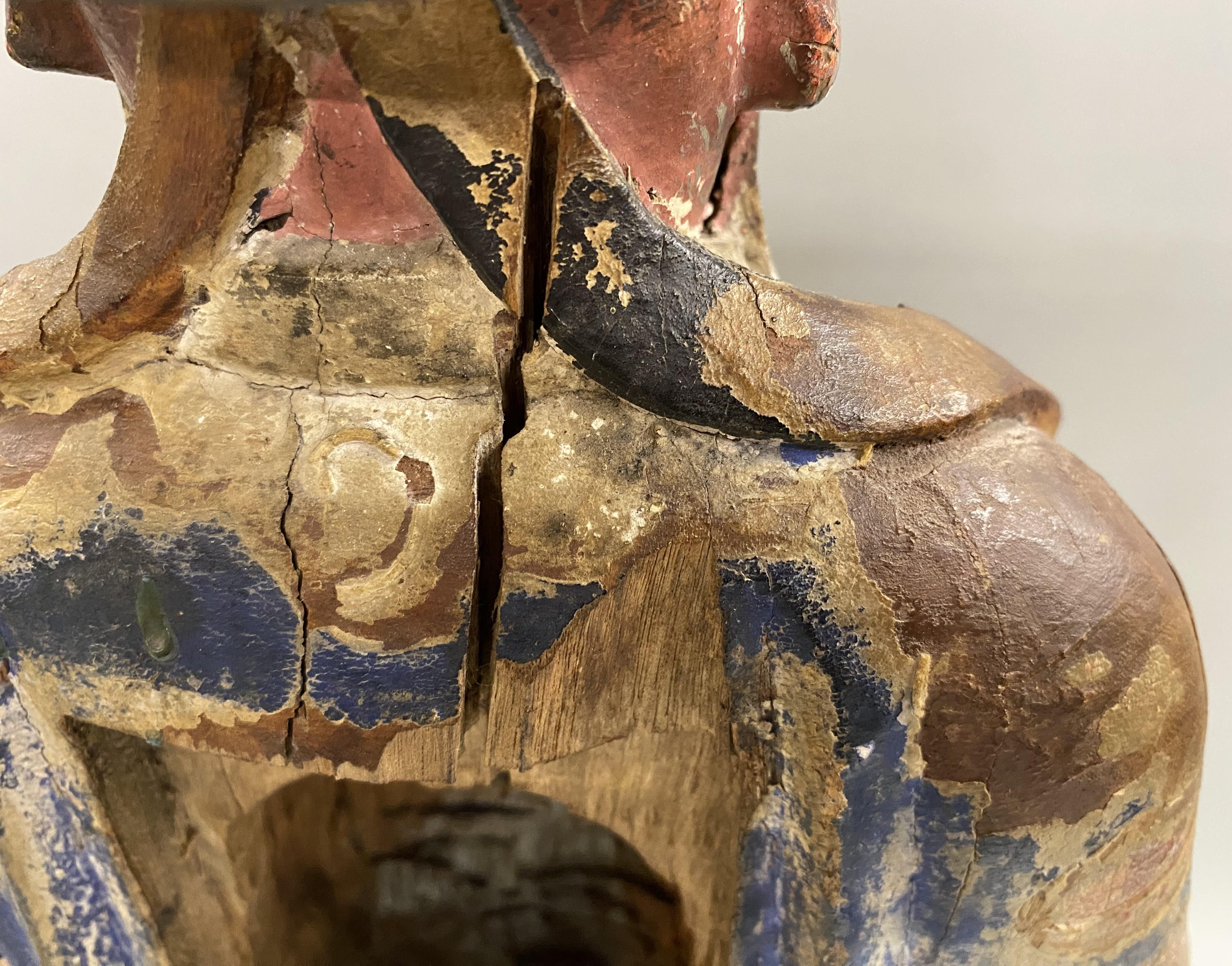 19th Century Chinese Carved Polychrome Wooden Ancestral Figure Sculpture For Sale 3