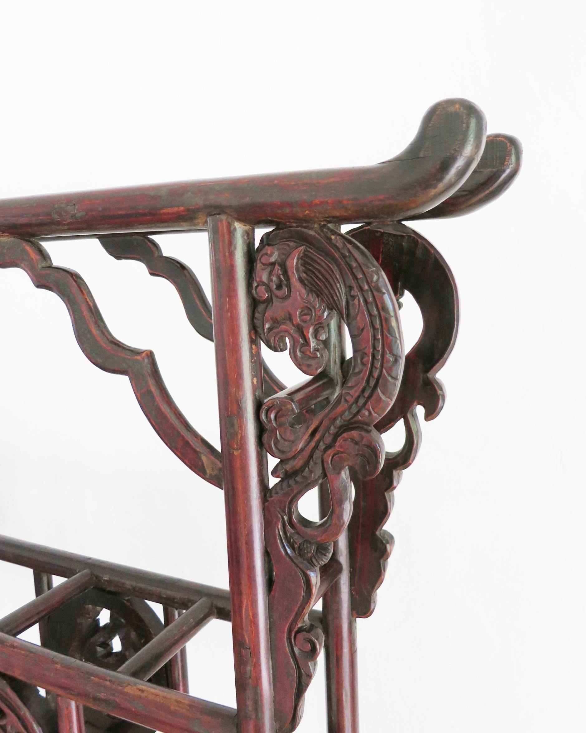 19th Century Chinese Carved Wood Robe Rack For Sale 1