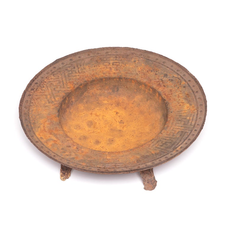 19th Century Chinese Cast Iron Brazier For Sale 1