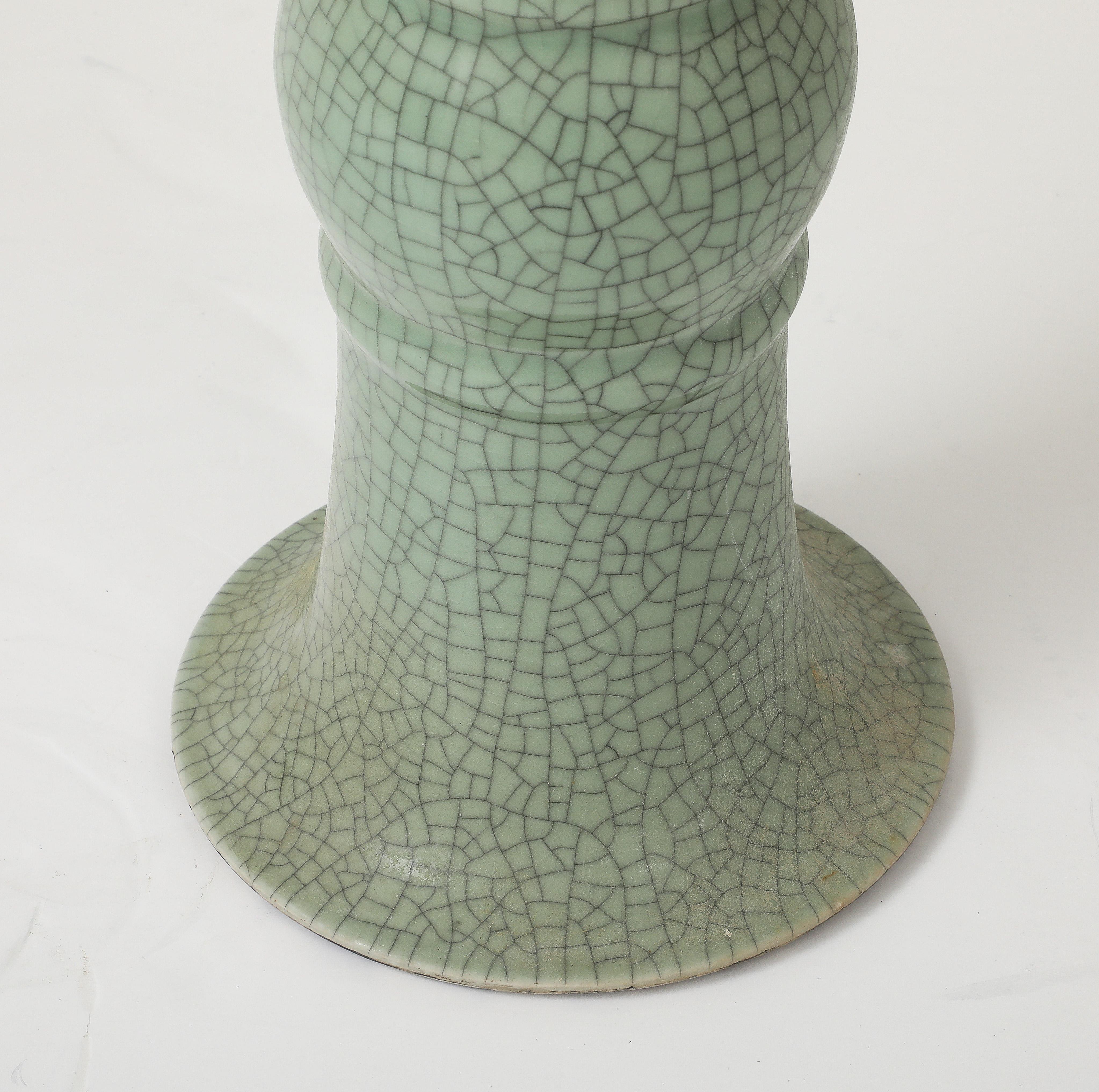 19th. Century Chinese Celadon Bird Bath For Sale 6