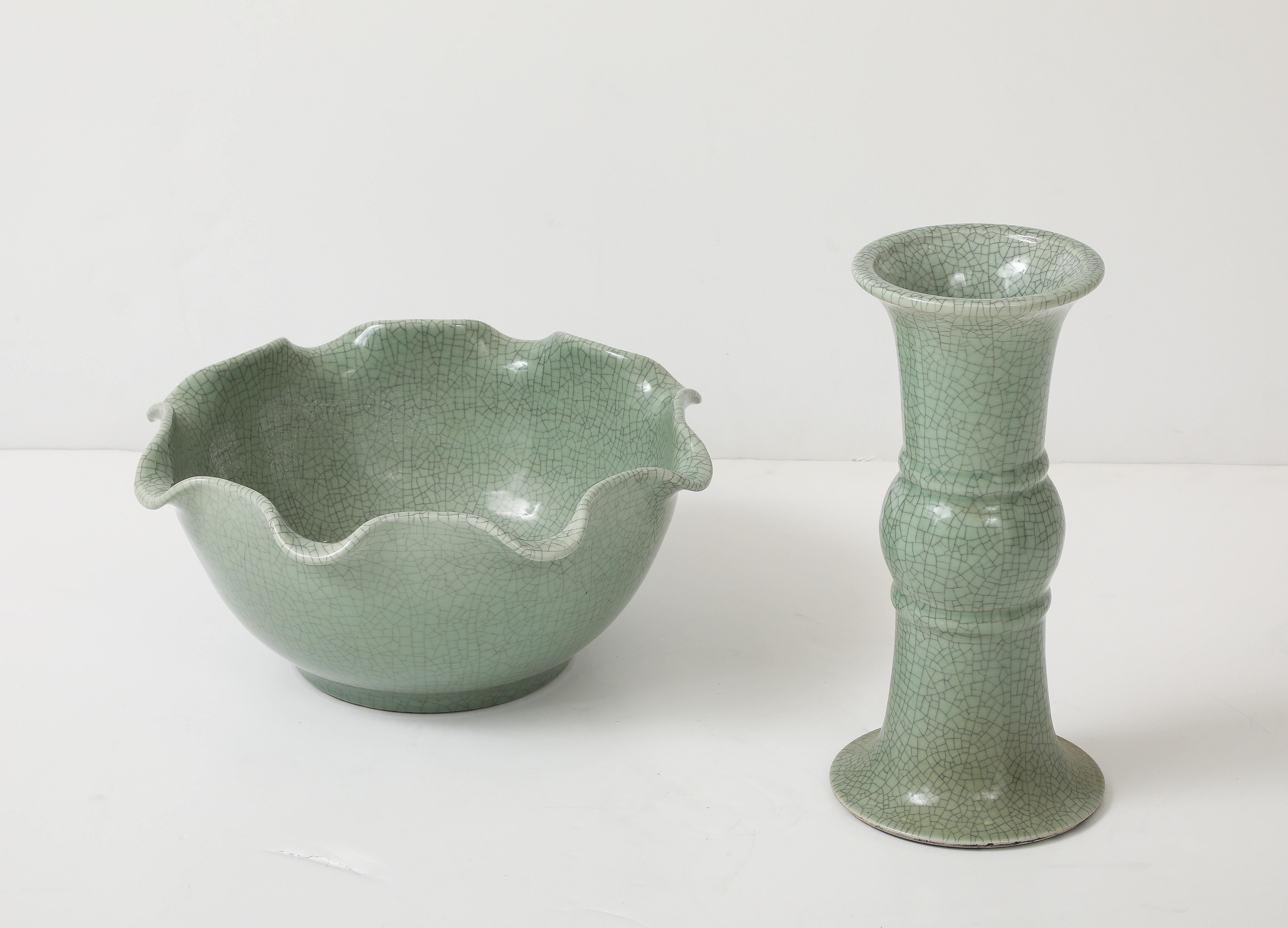 19th. Century Chinese Celadon Bird Bath For Sale 7