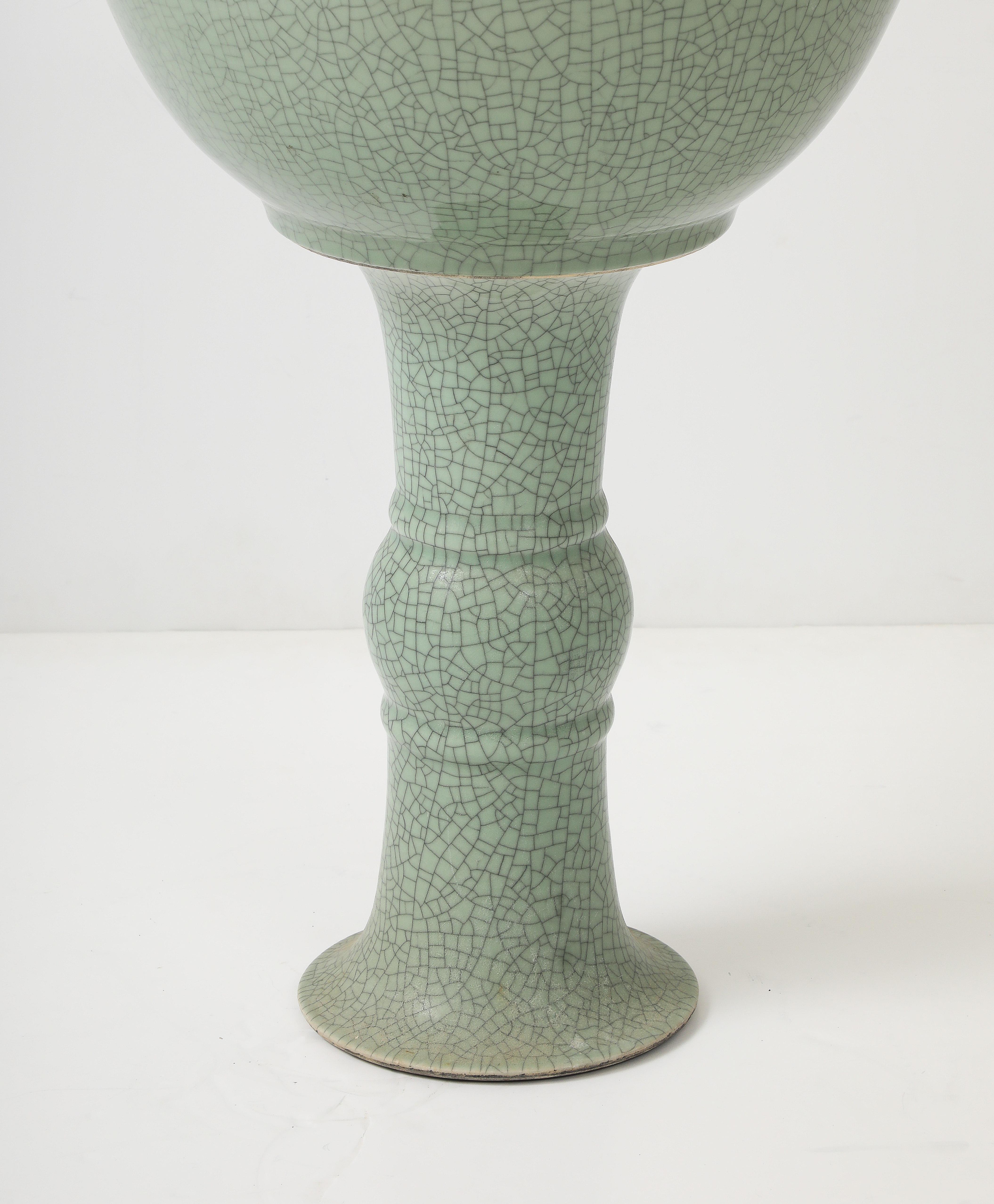 19th Century 19th. Century Chinese Celadon Bird Bath For Sale