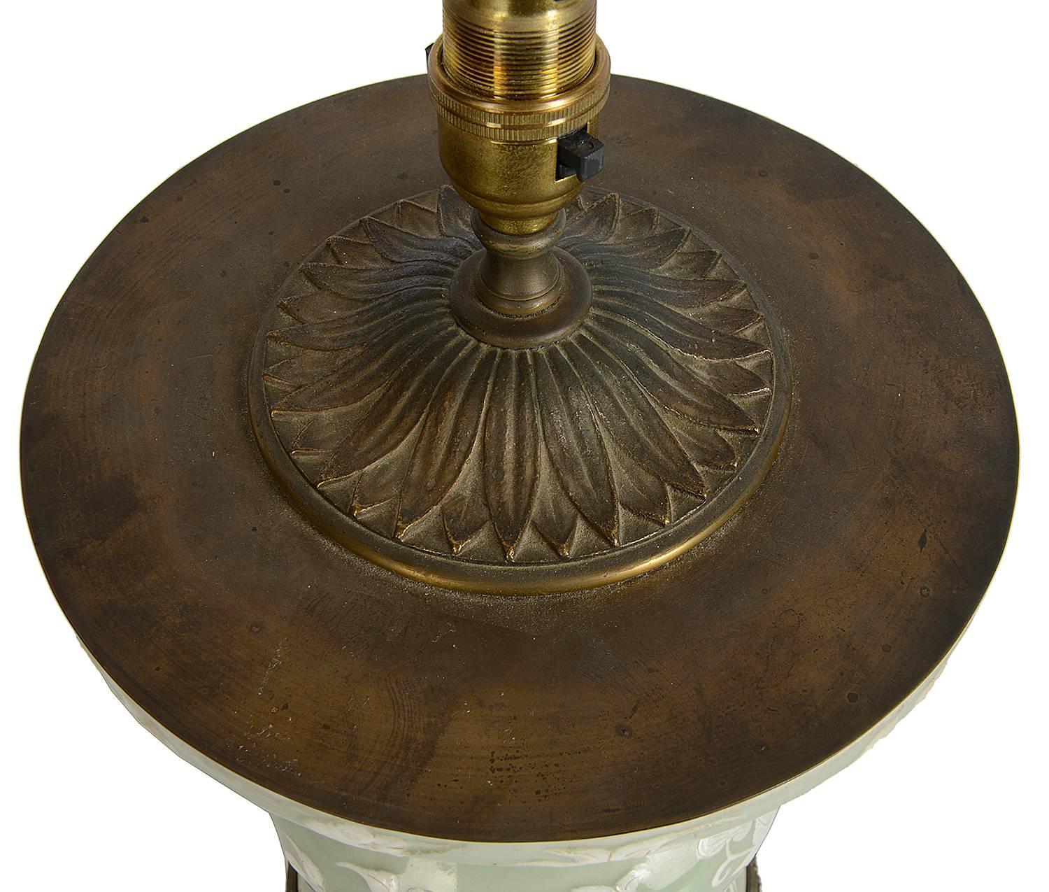 Bronze doré Lampe ou lavée à l'écaille de céladon chinois du XIXe siècle en vente