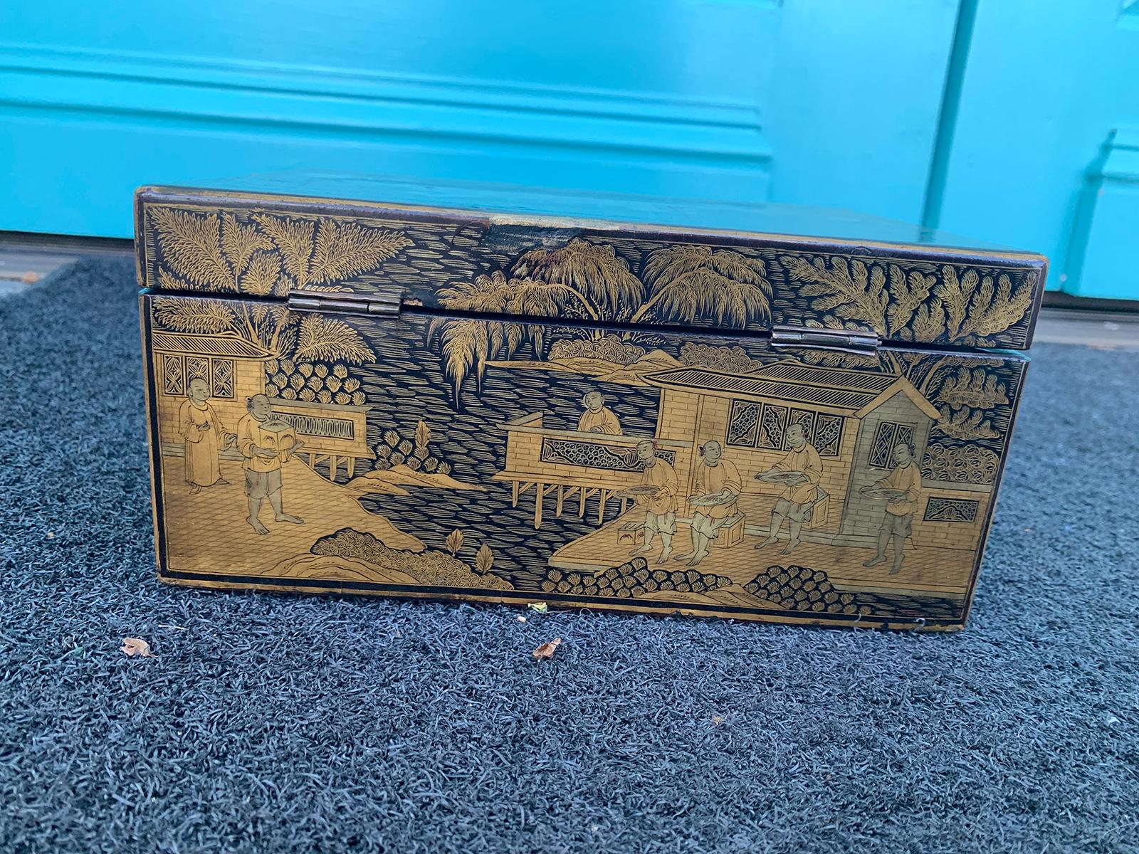 19th Century Chinese Chinoiserie Box, circa 1840 6