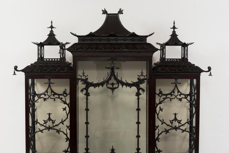 19th Century Chinese Chippendale Pagoda Cabinet For Sale 4