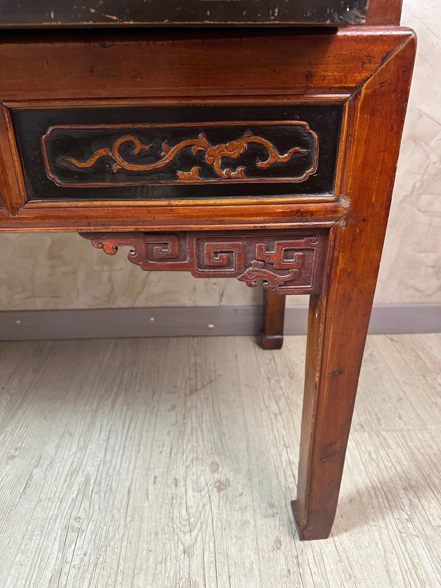 Chinesische Holztischkonsole im Chippendale-Stil des 19. Jahrhunderts, 1890er Jahre im Angebot 10