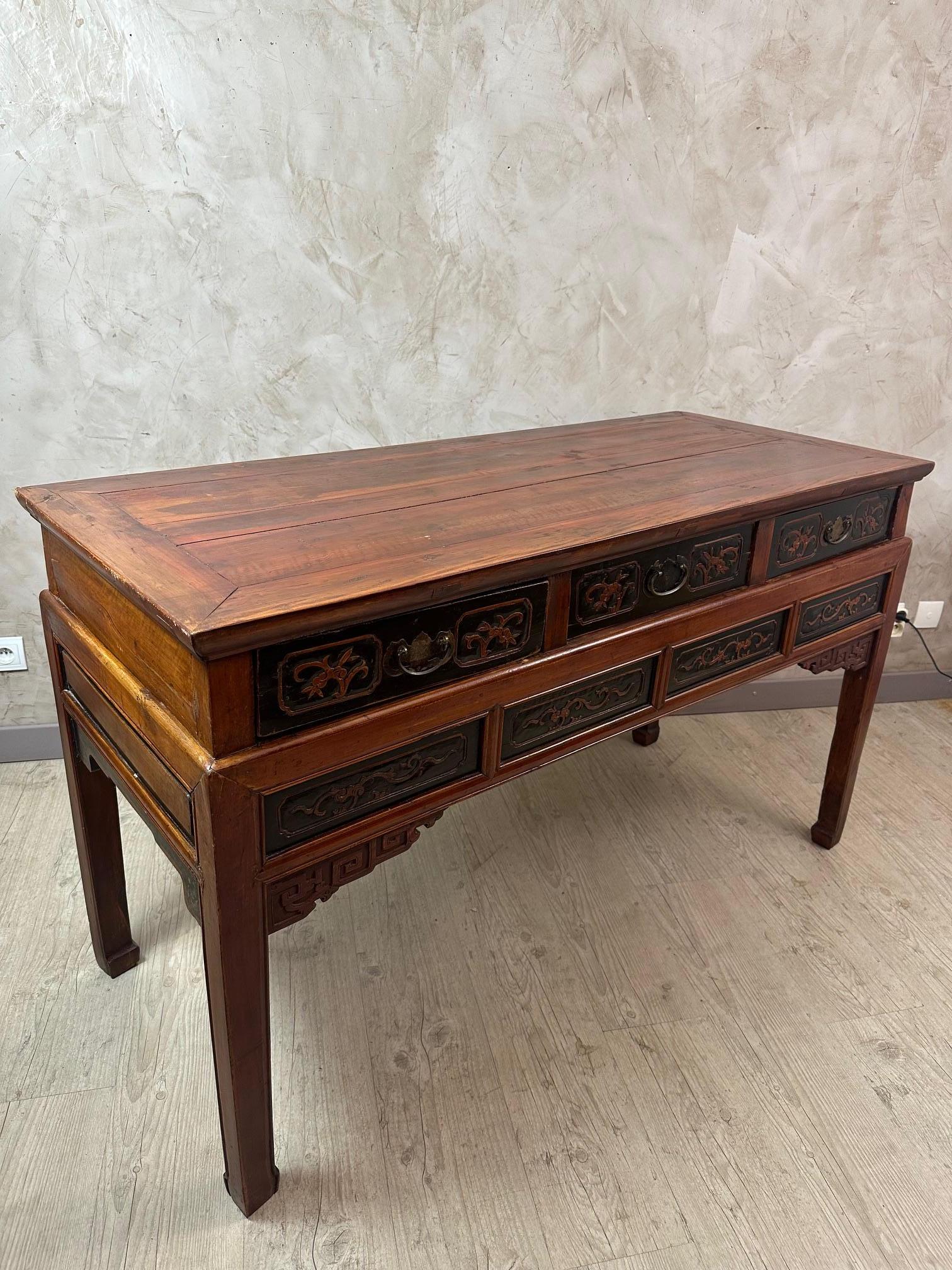 Chinesische Holztischkonsole im Chippendale-Stil des 19. Jahrhunderts, 1890er Jahre im Angebot 1