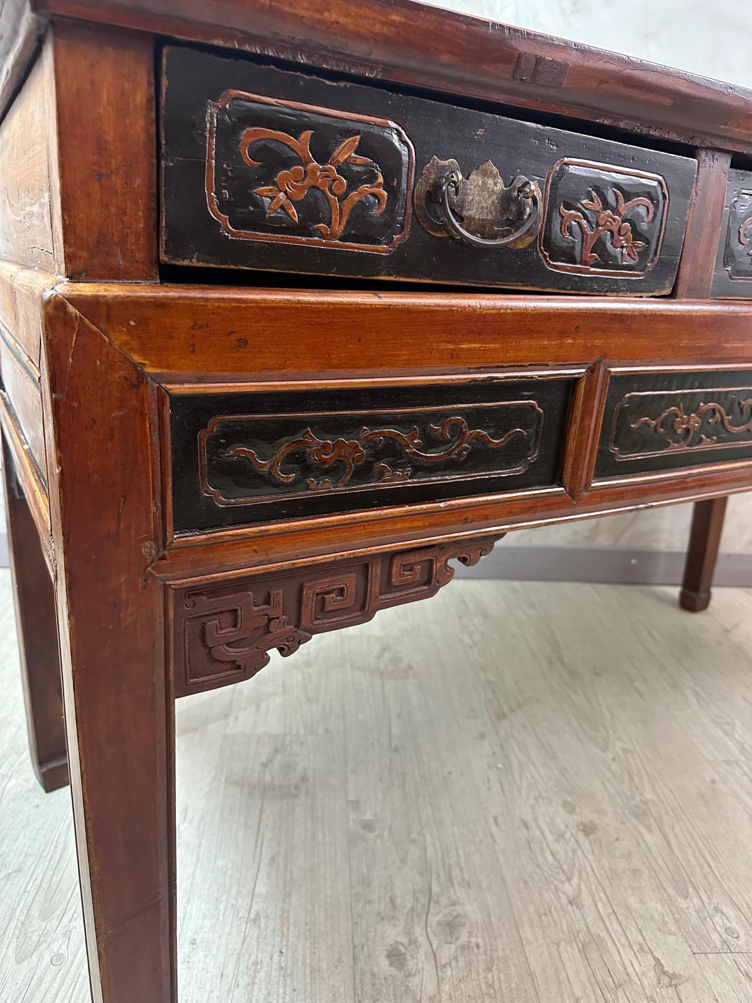 Chinesische Holztischkonsole im Chippendale-Stil des 19. Jahrhunderts, 1890er Jahre im Angebot 2