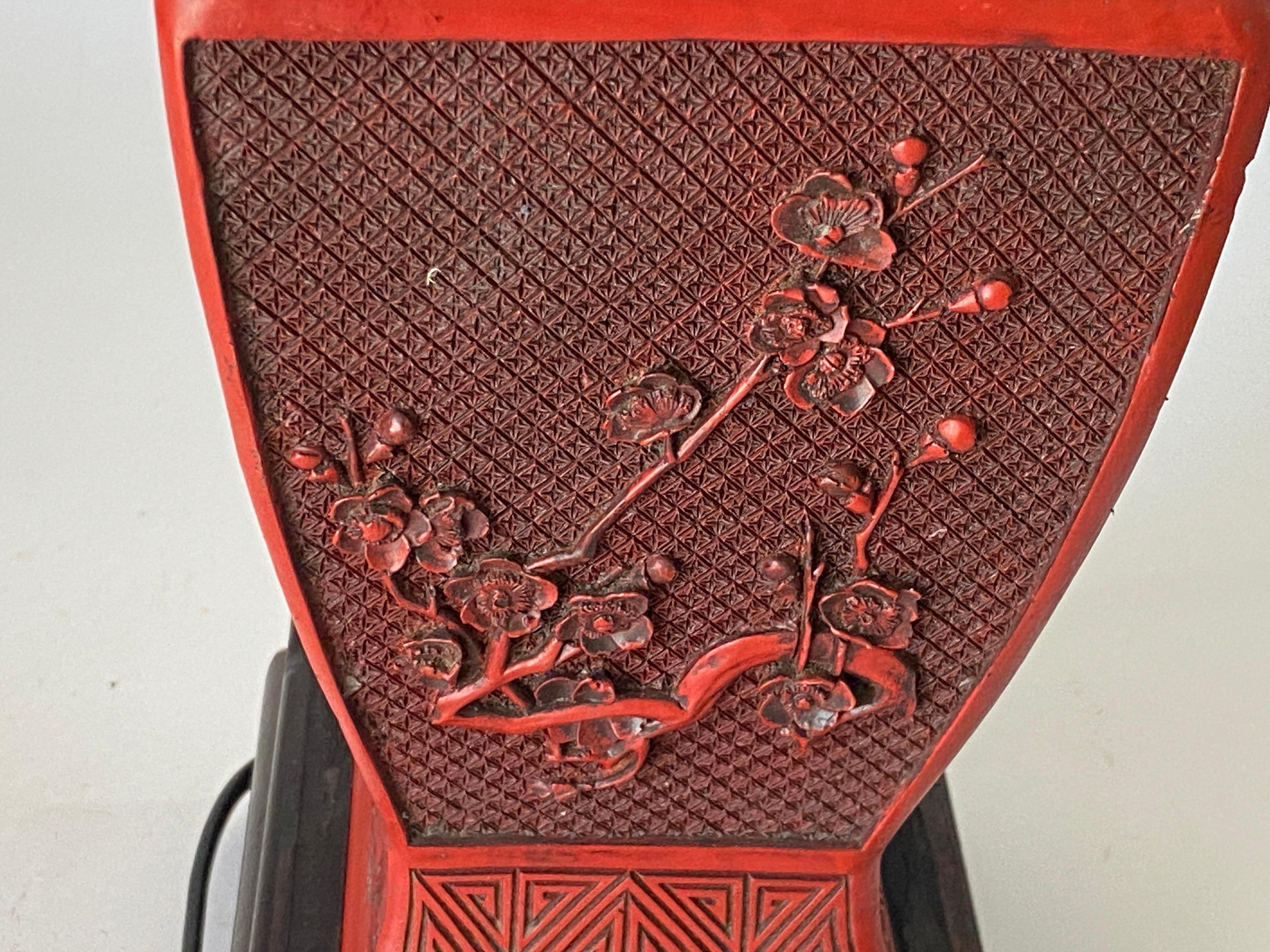 19th Century Chinese Cinnabar Vase as Table Lamp For Sale 1