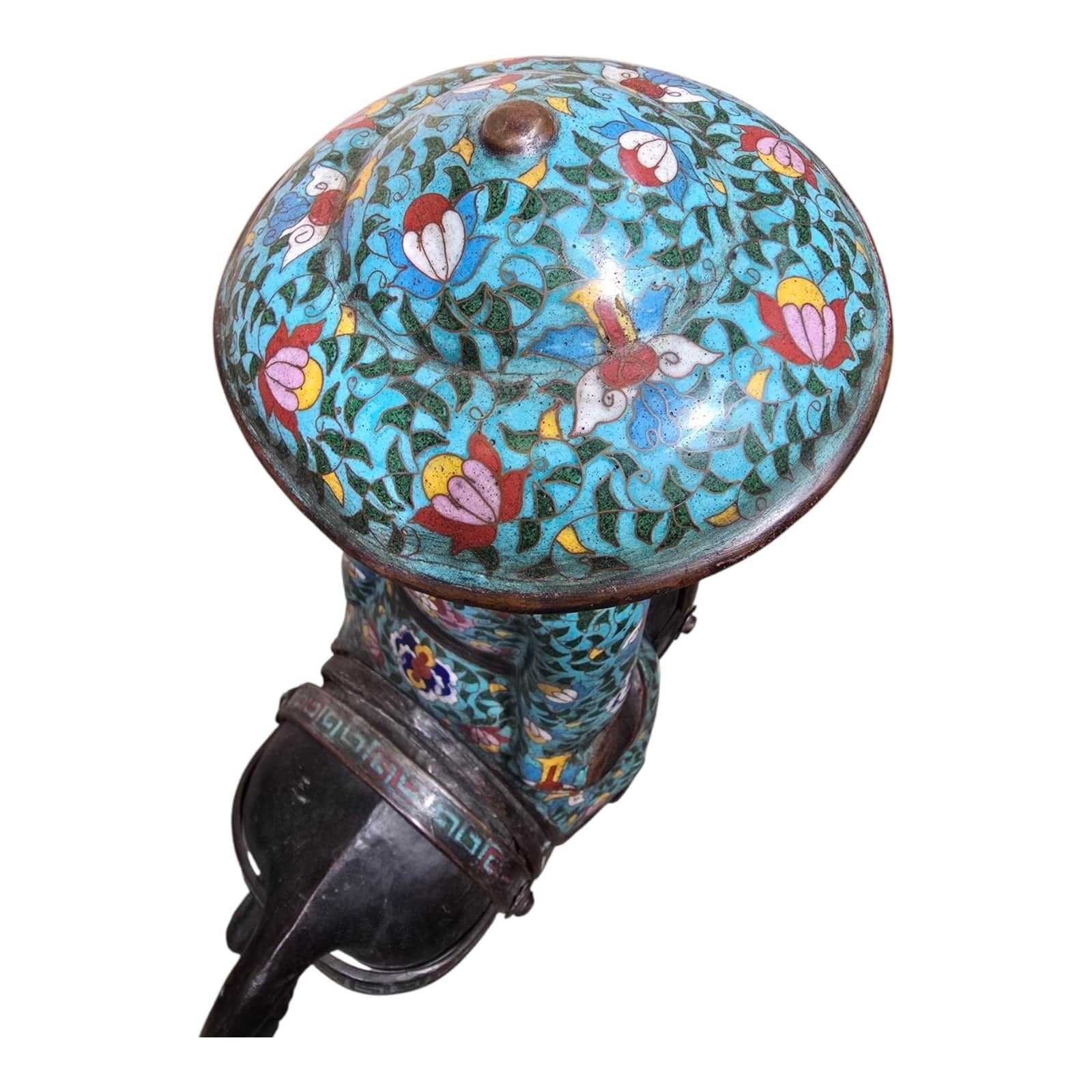 Sculpture chinoise en cloisonné et bronze du 19e siècle représentant un paysan sur un âne en vente 3