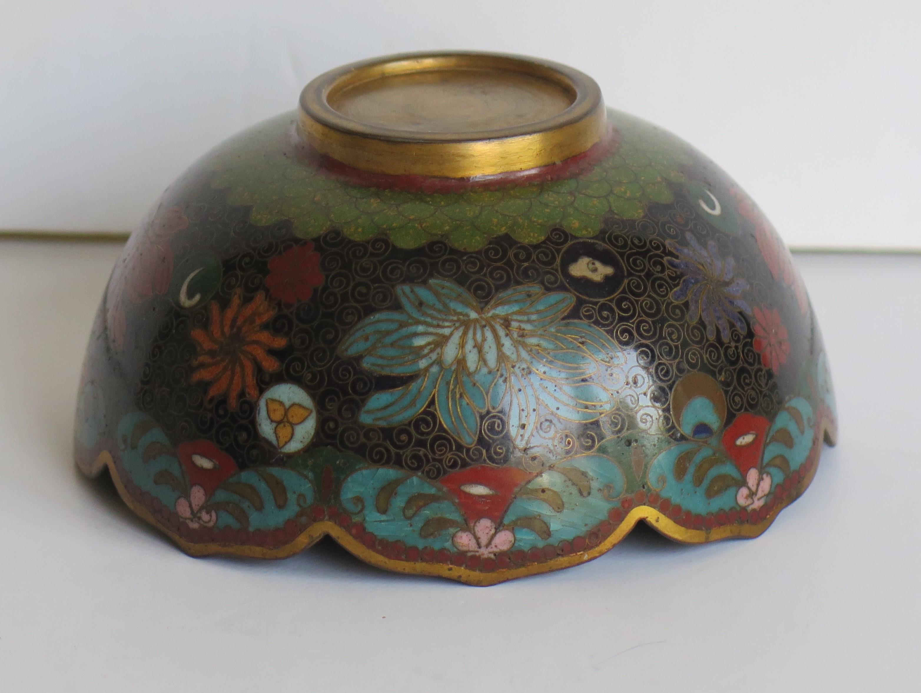 Cloissoné 19th Century Chinese Cloisonné Bronze Bowl Phoenix & Symbols Fine Detail