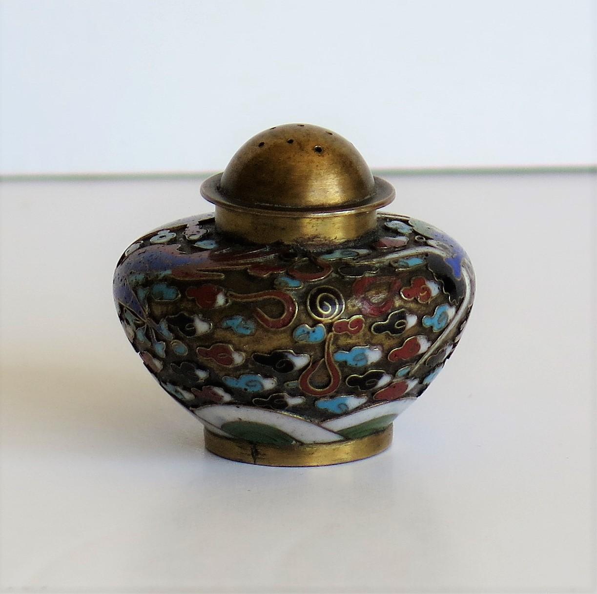 Ceramic 19th Century Chinese Cloisonné Pepper Pot with Dragon Decoration, Qing Dynasty