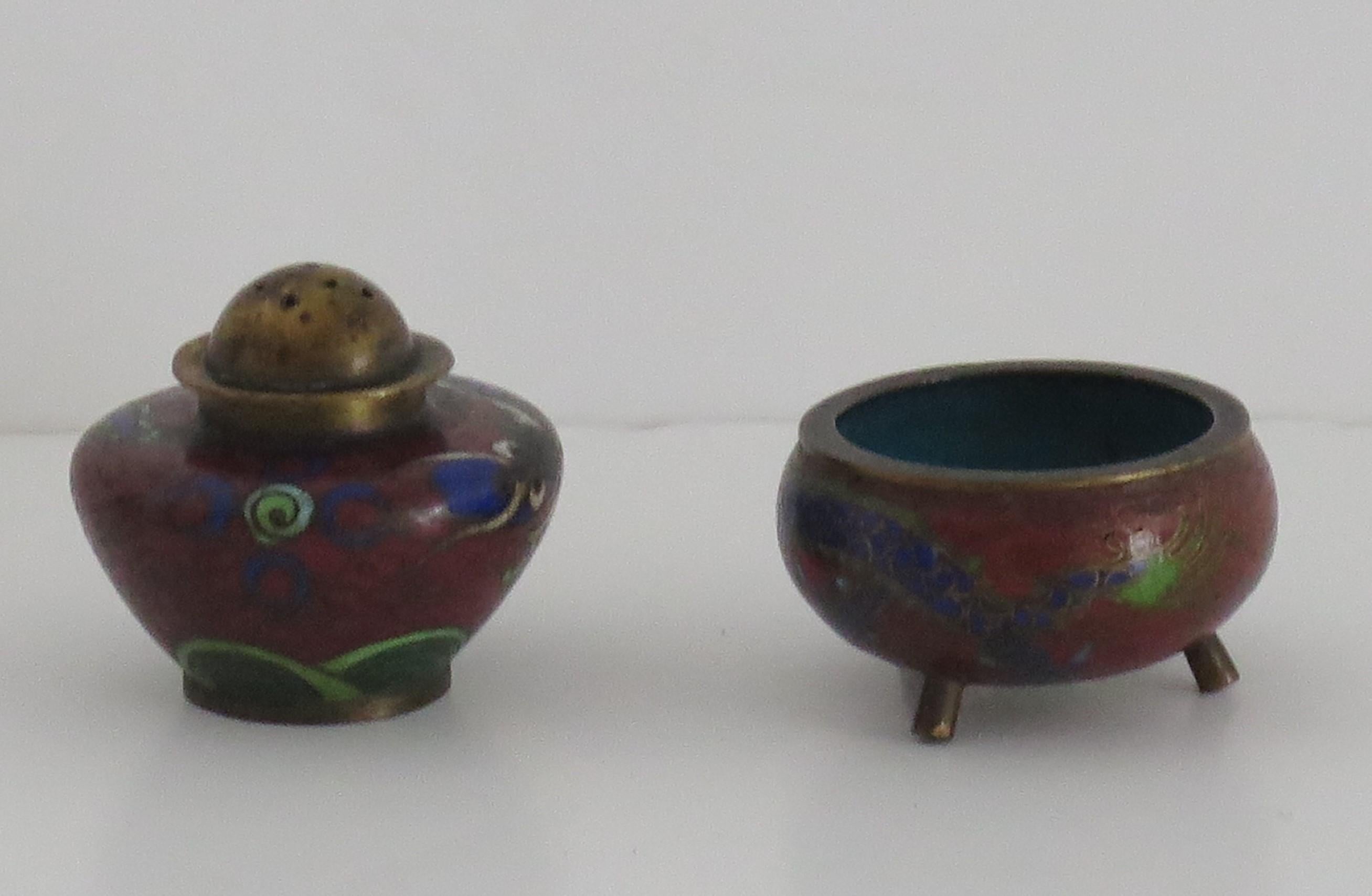 Ceramic 19th Century Chinese Cloisonné Salt and Pepper Pot with Dragon Decoration, Qing For Sale