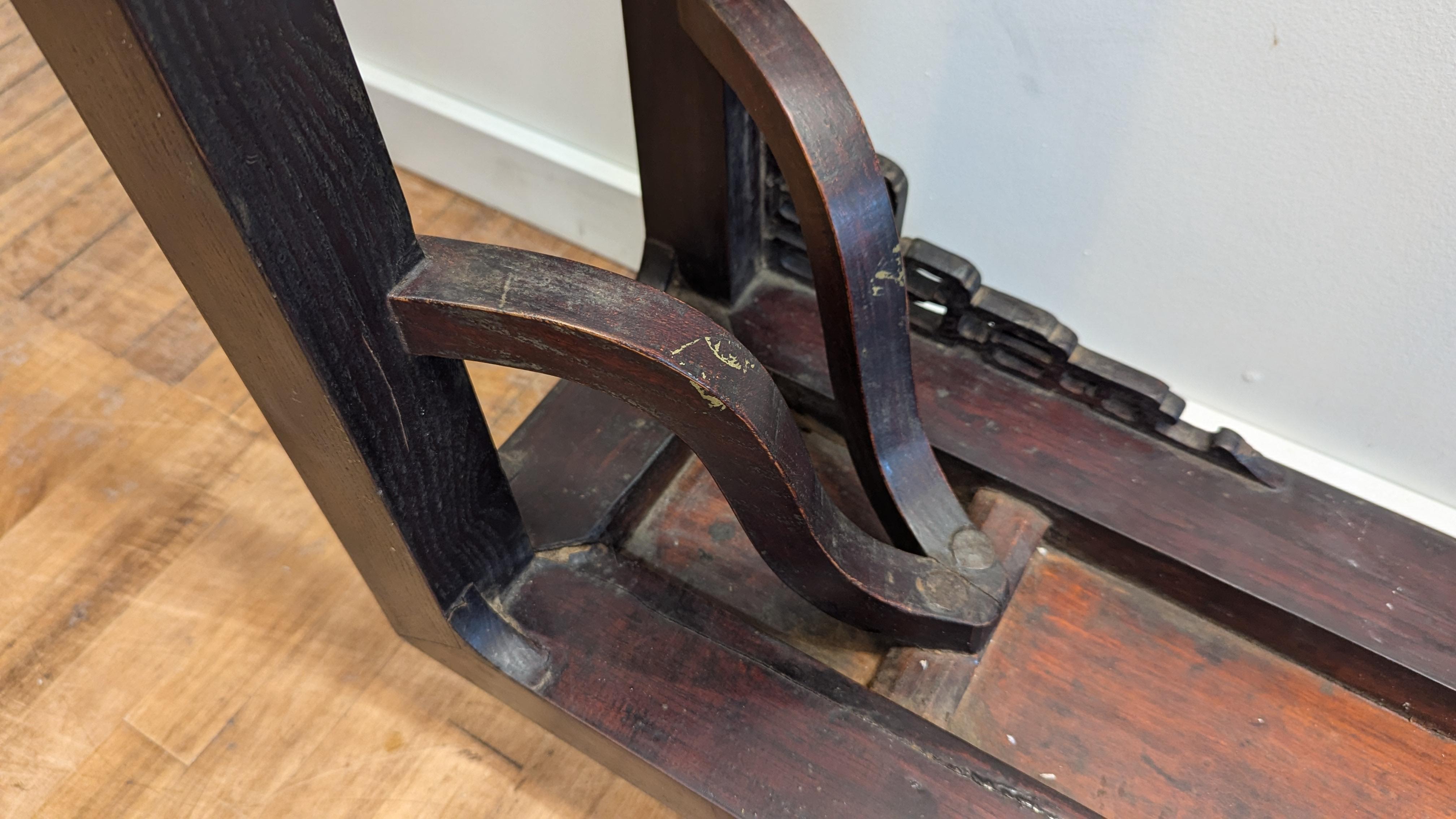 19th century Chinese Console Table For Sale 8