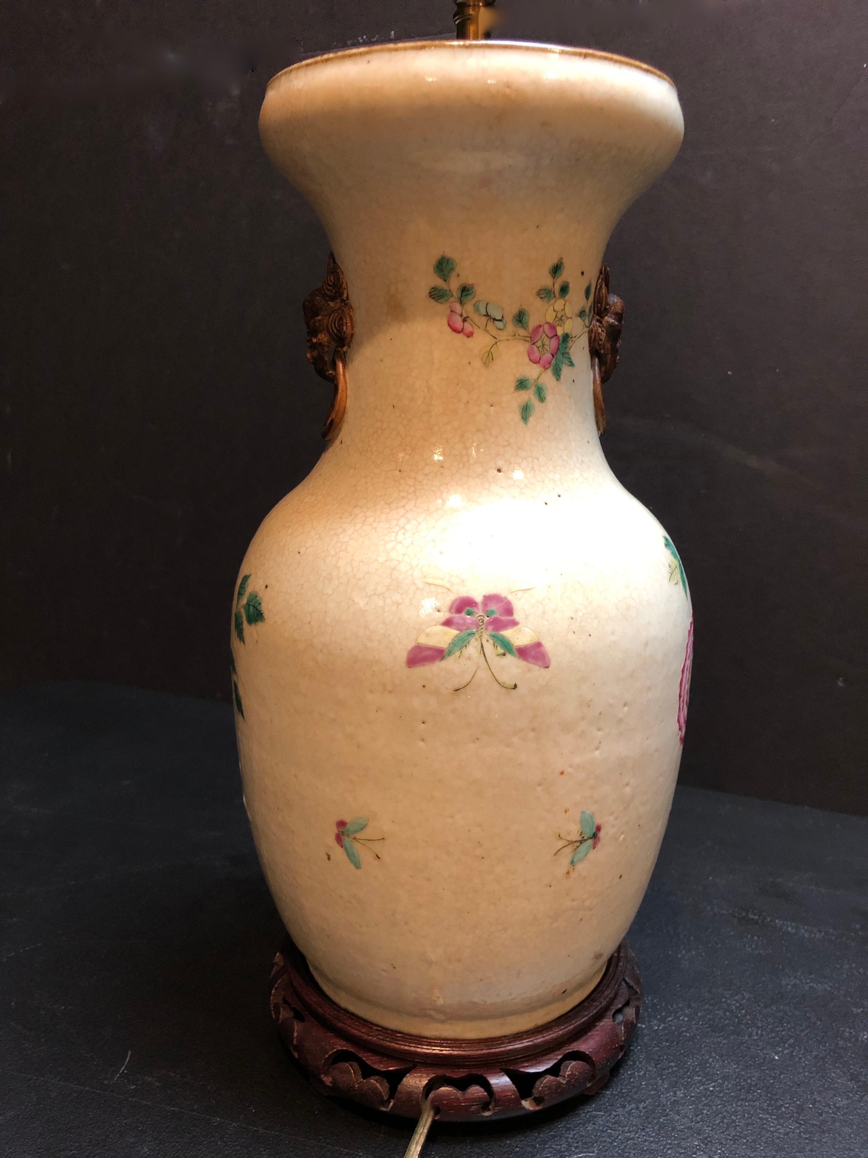 Vase en faïence craquelée chinoise du 19ème siècle comme lampe Bon état - En vente à Norwood, NJ