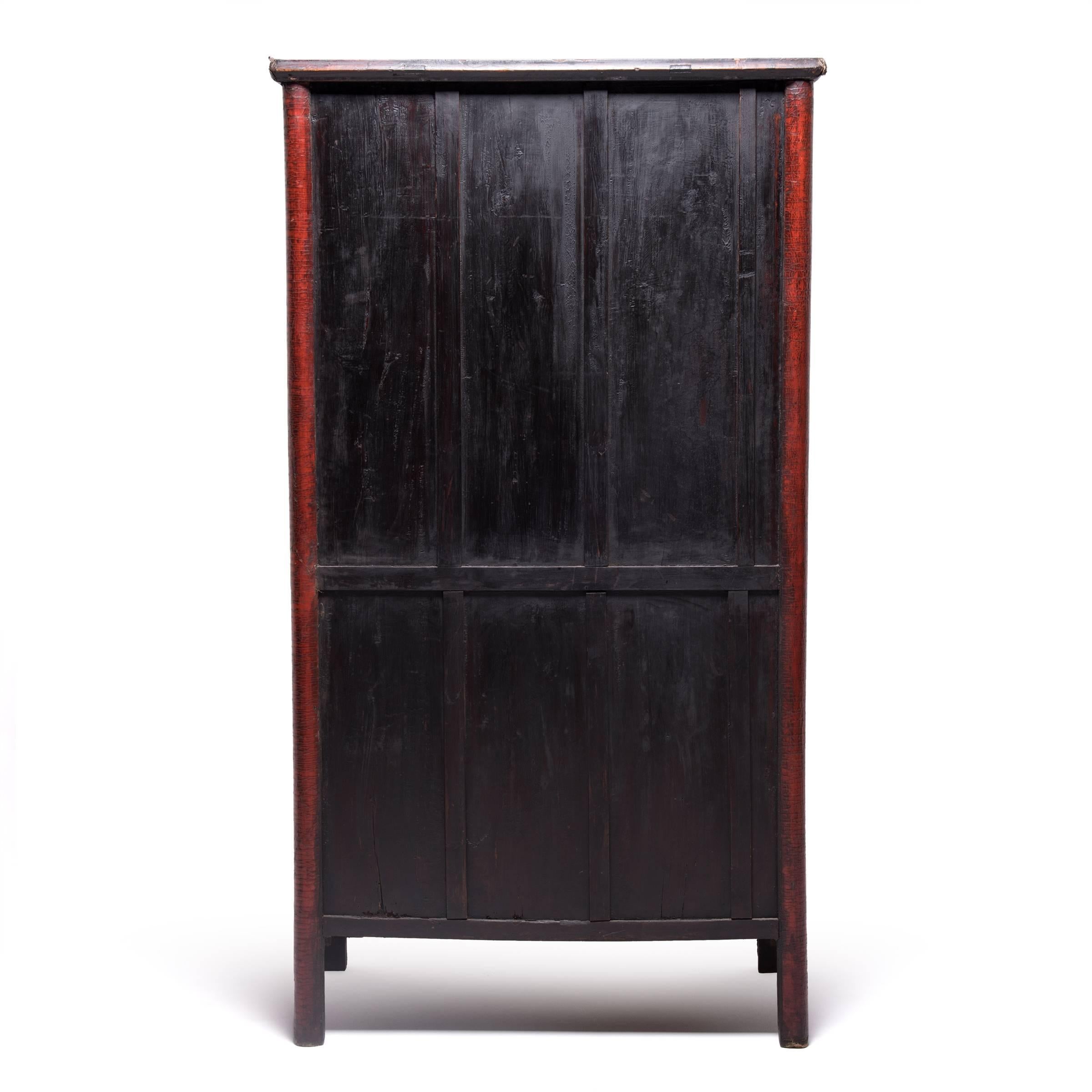 19th Century Chinese Crimson Crackle Lacquered Cabinet In Good Condition In Chicago, IL