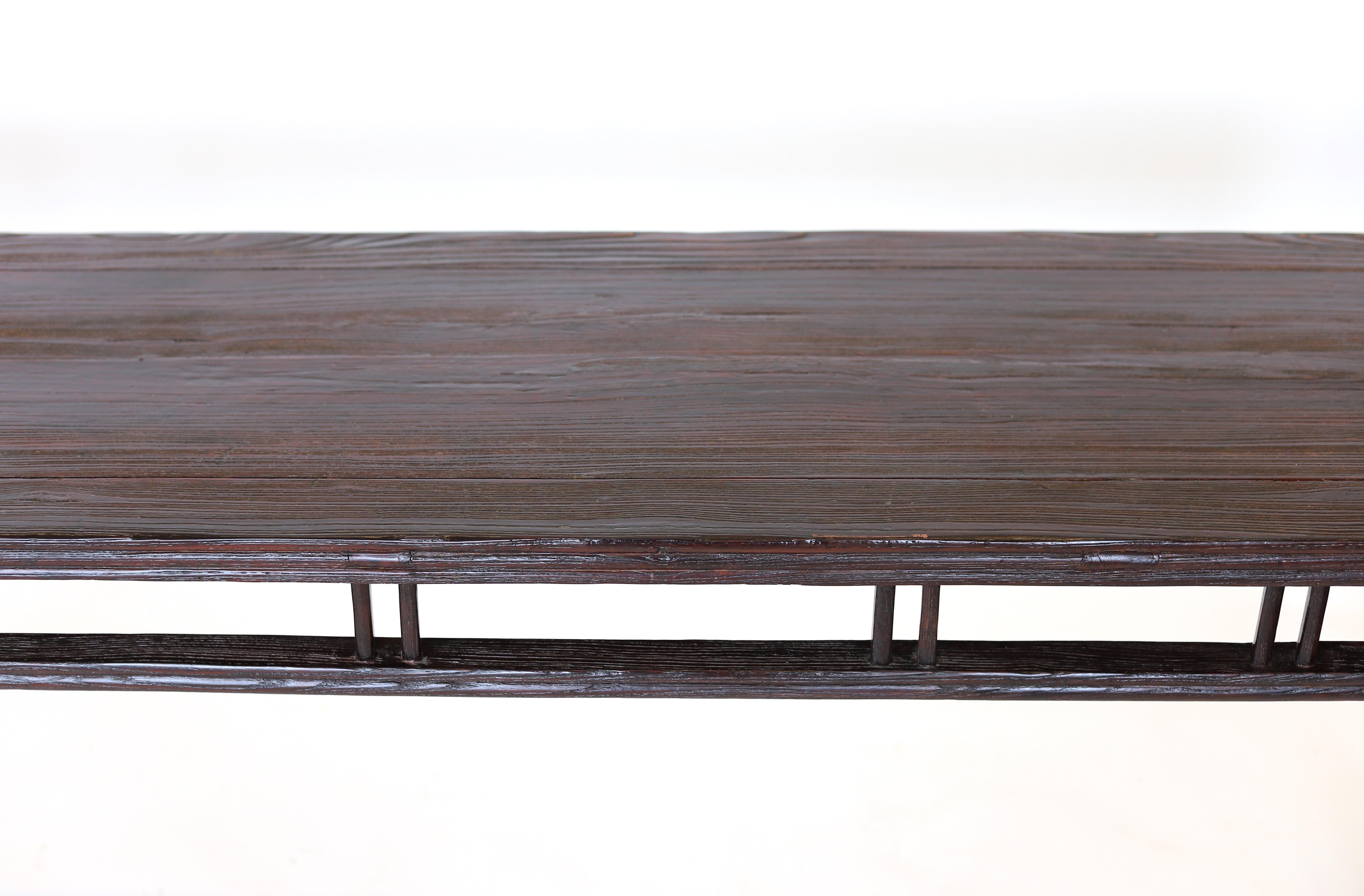 Consola/Mesa de altar de madera oscura china del siglo XIX Exportación china en venta
