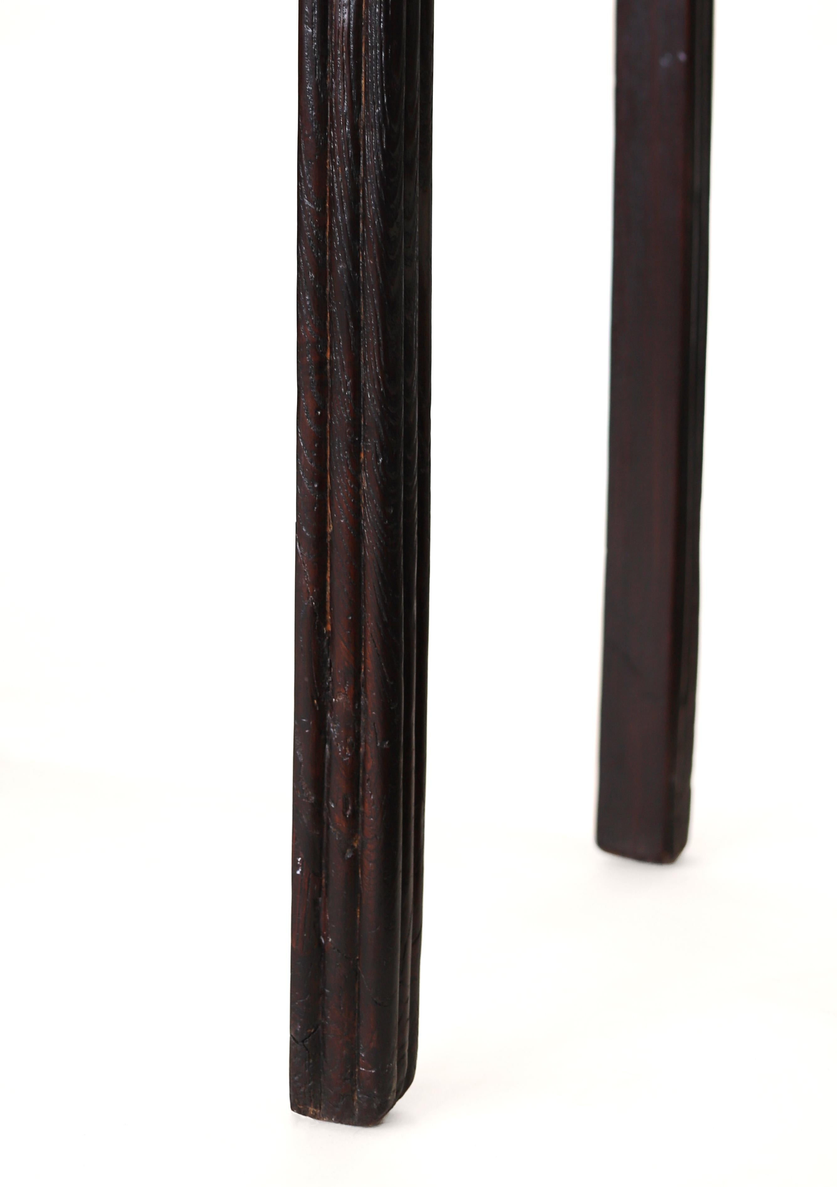 Consola/Mesa de altar de madera oscura china del siglo XIX Madera en venta
