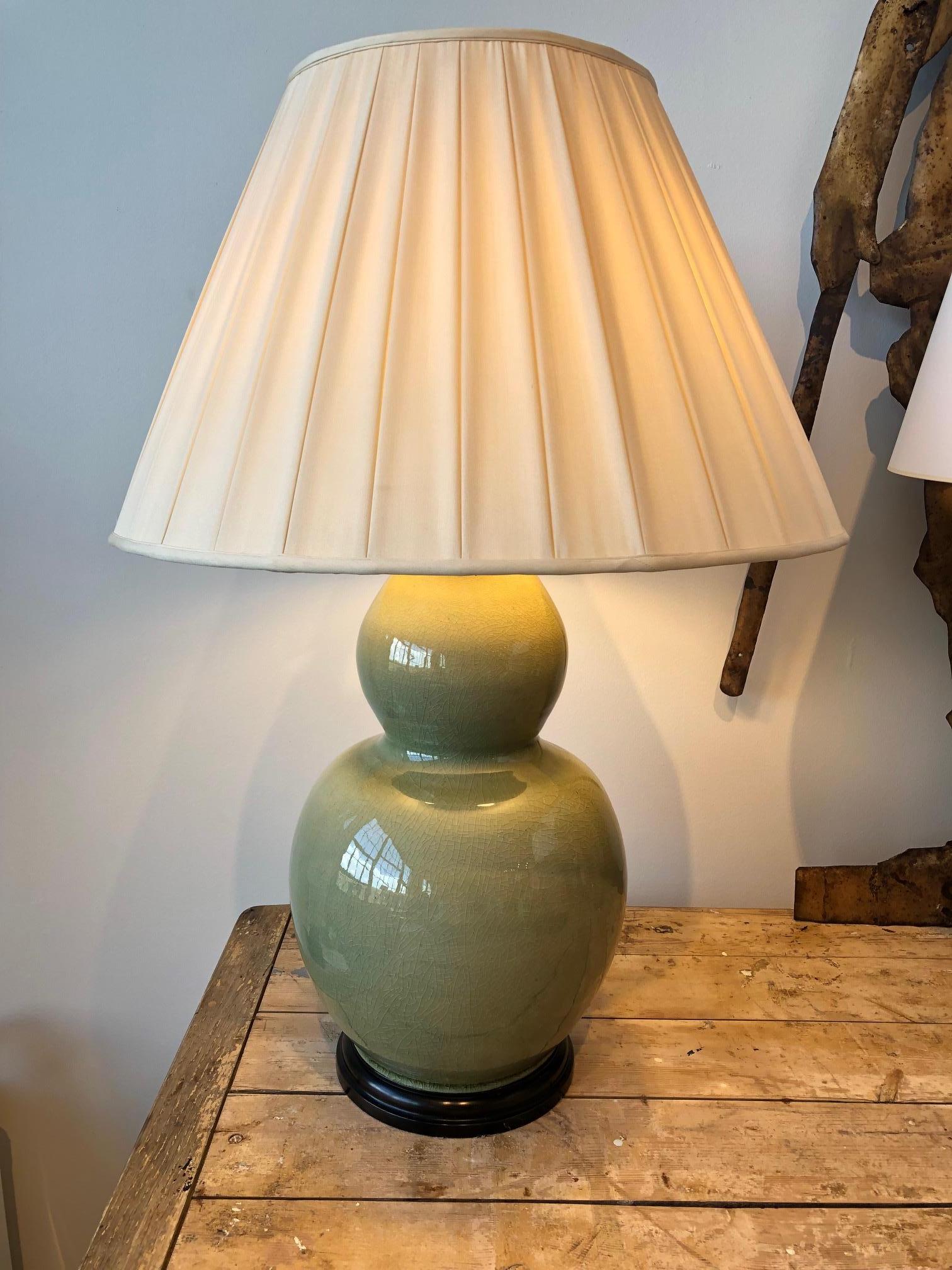 19th Century Chinese Double Gourd Lamp In Good Condition For Sale In Boston, MA