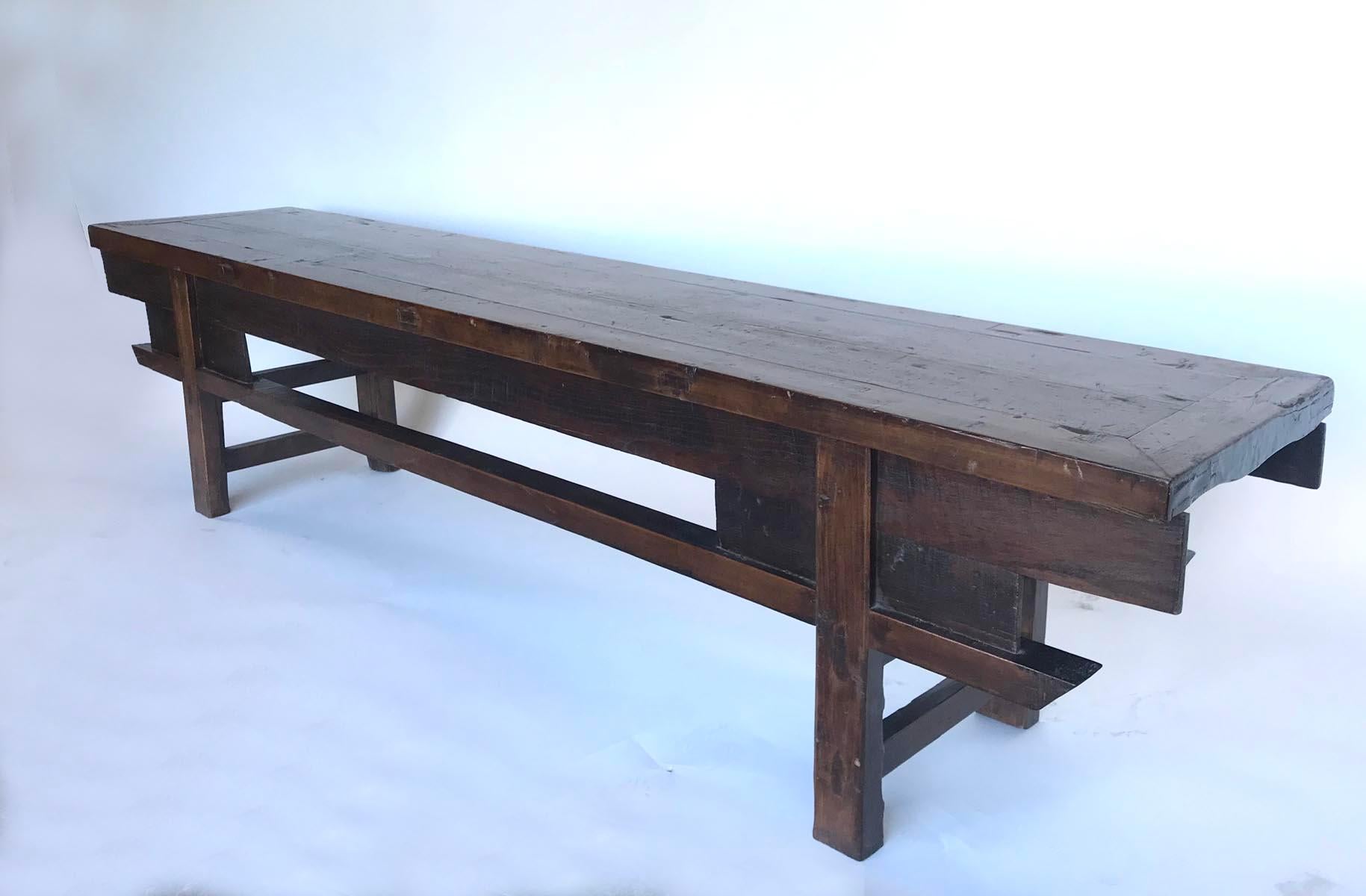 19th Century Chinese Elm Bench In Good Condition For Sale In Los Angeles, CA
