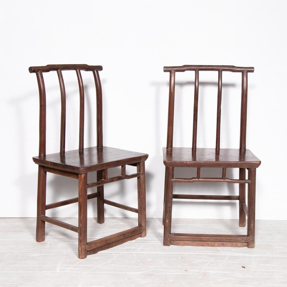 Measures: H 100cm, W 53cm, D 41cm

A set of four antique dining elm chairs from North China.