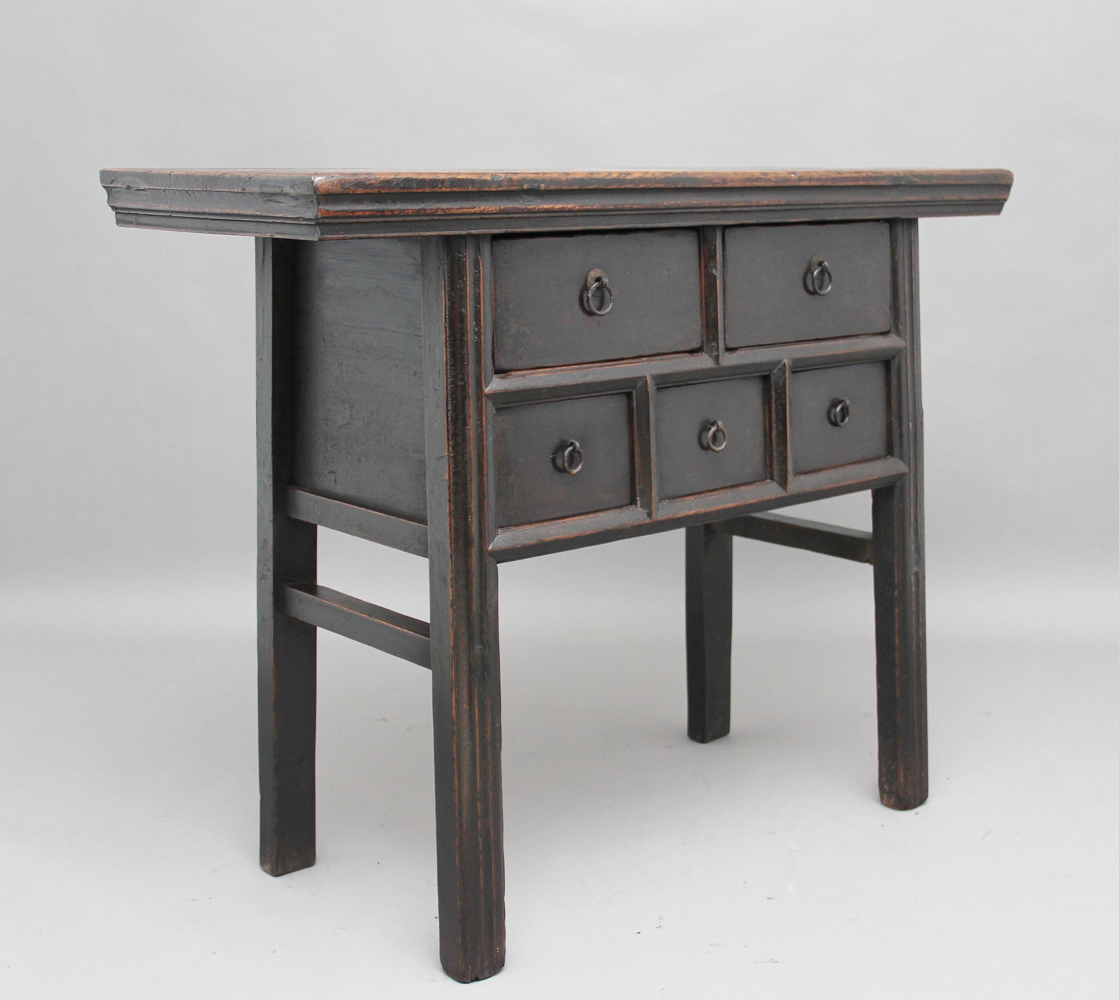 19th Century Chinese Elm Dresser In Good Condition In Martlesham, GB