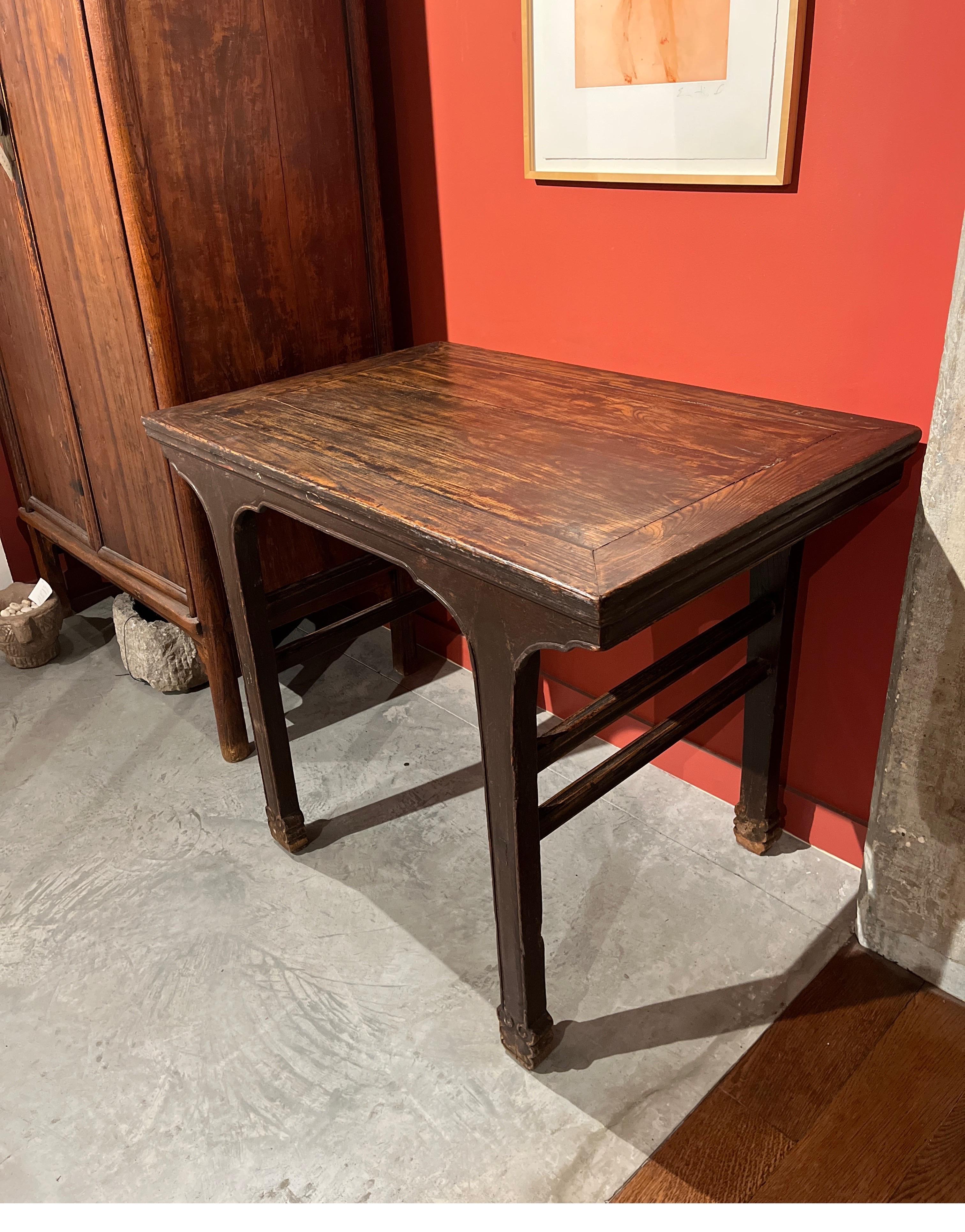 19th Century Chinese Elm Wood Wine Table For Sale 1