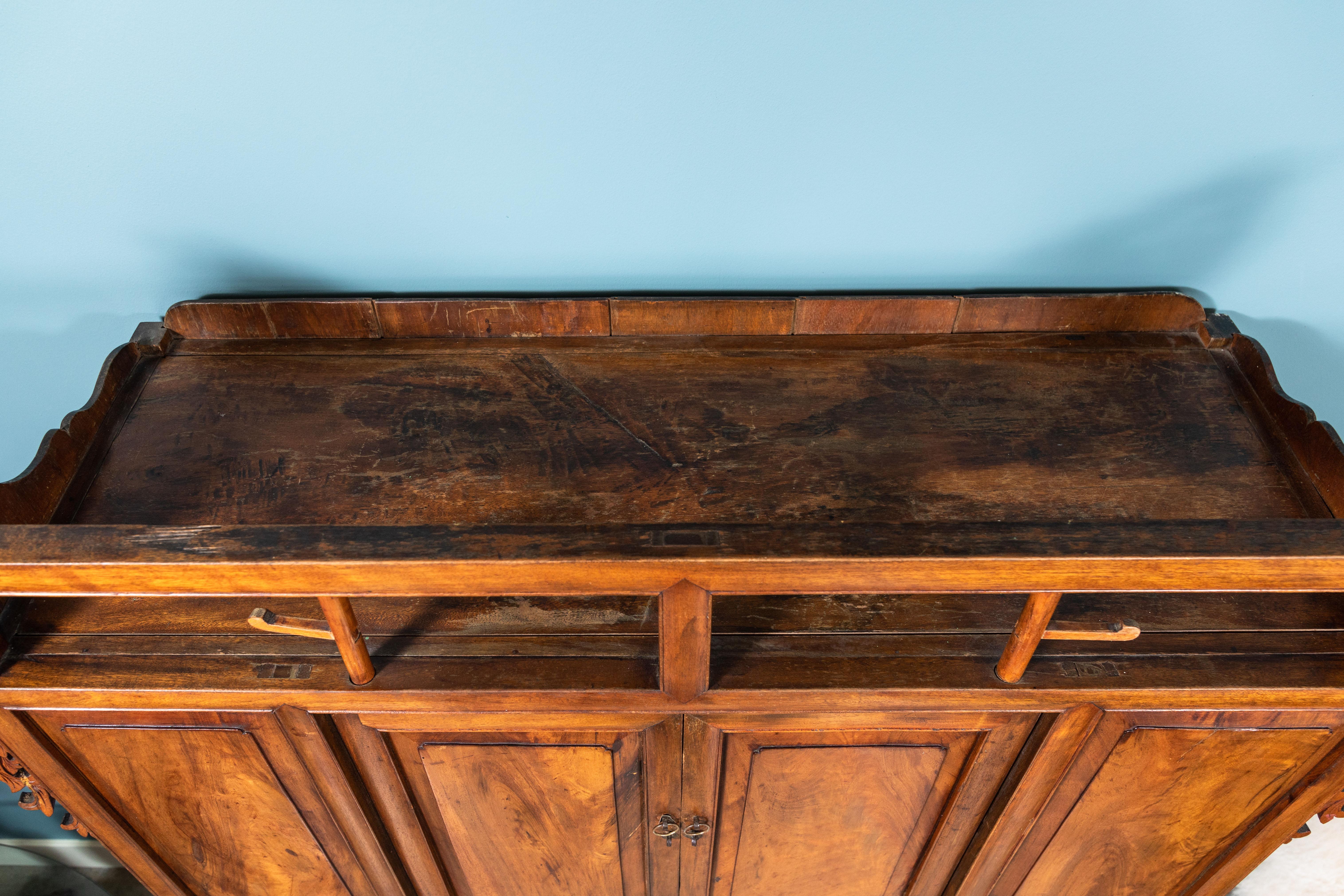 Chinese Elmwood Standing Coffer with Carved Dragons and Shelf, circa 1900 In Good Condition In Pasadena, CA