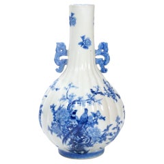 19th century Chinese Export Blue/ White Porcelain Large decorative Urn/ Piece