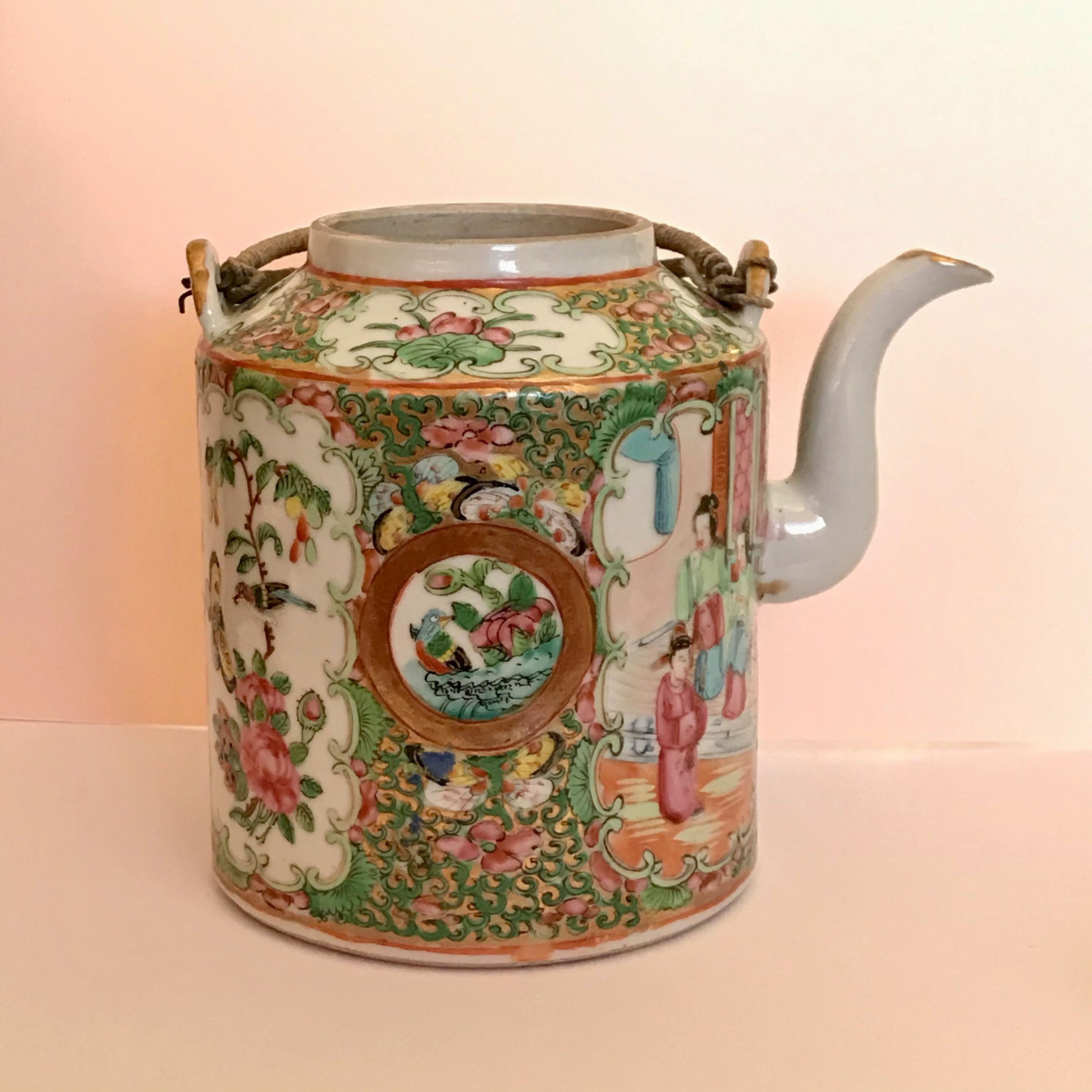 Glazed 19th Century Antique Chinese Export Canton Famille Rose Medallion Teapot For Sale