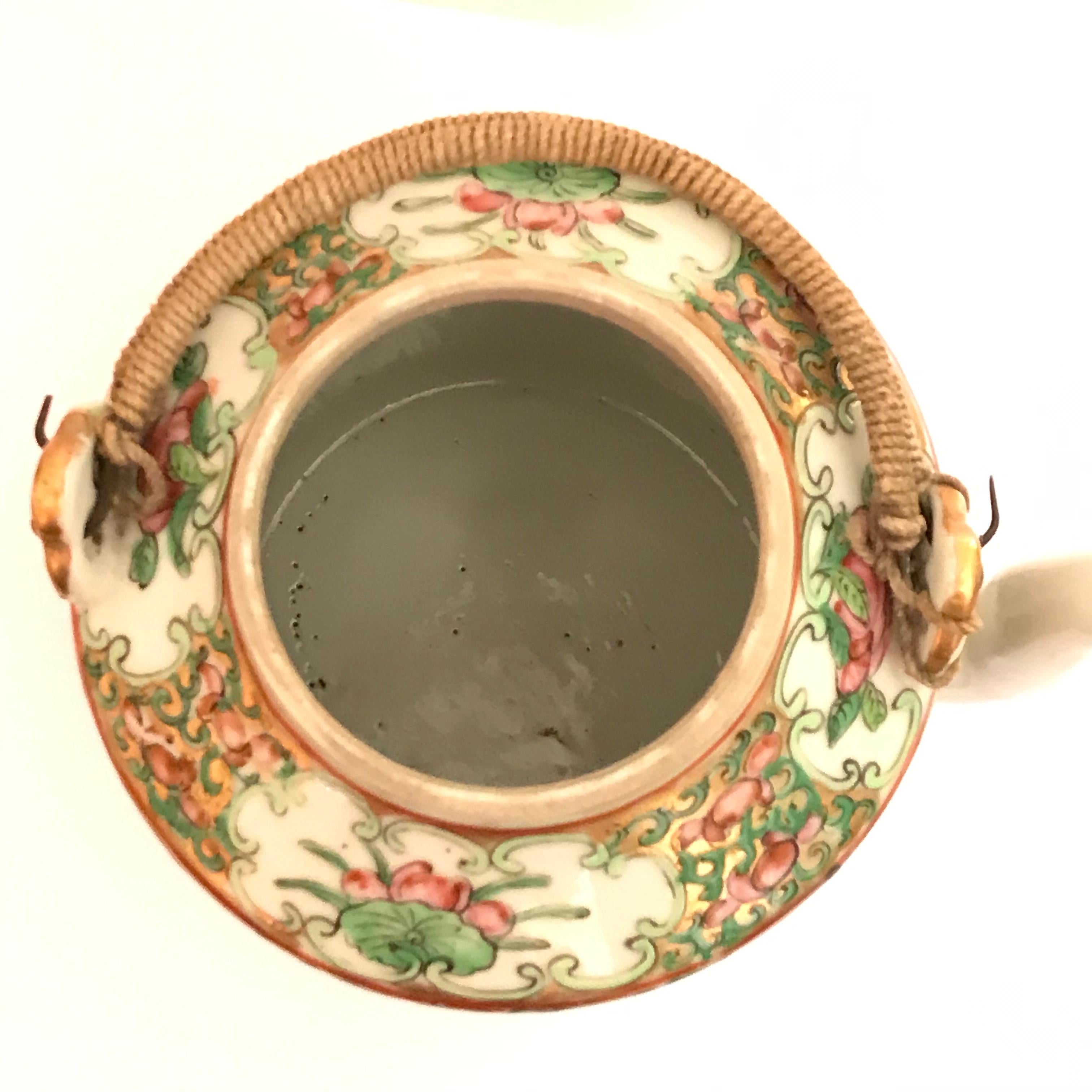 Porcelain 19th Century Antique Chinese Export Canton Famille Rose Medallion Teapot For Sale