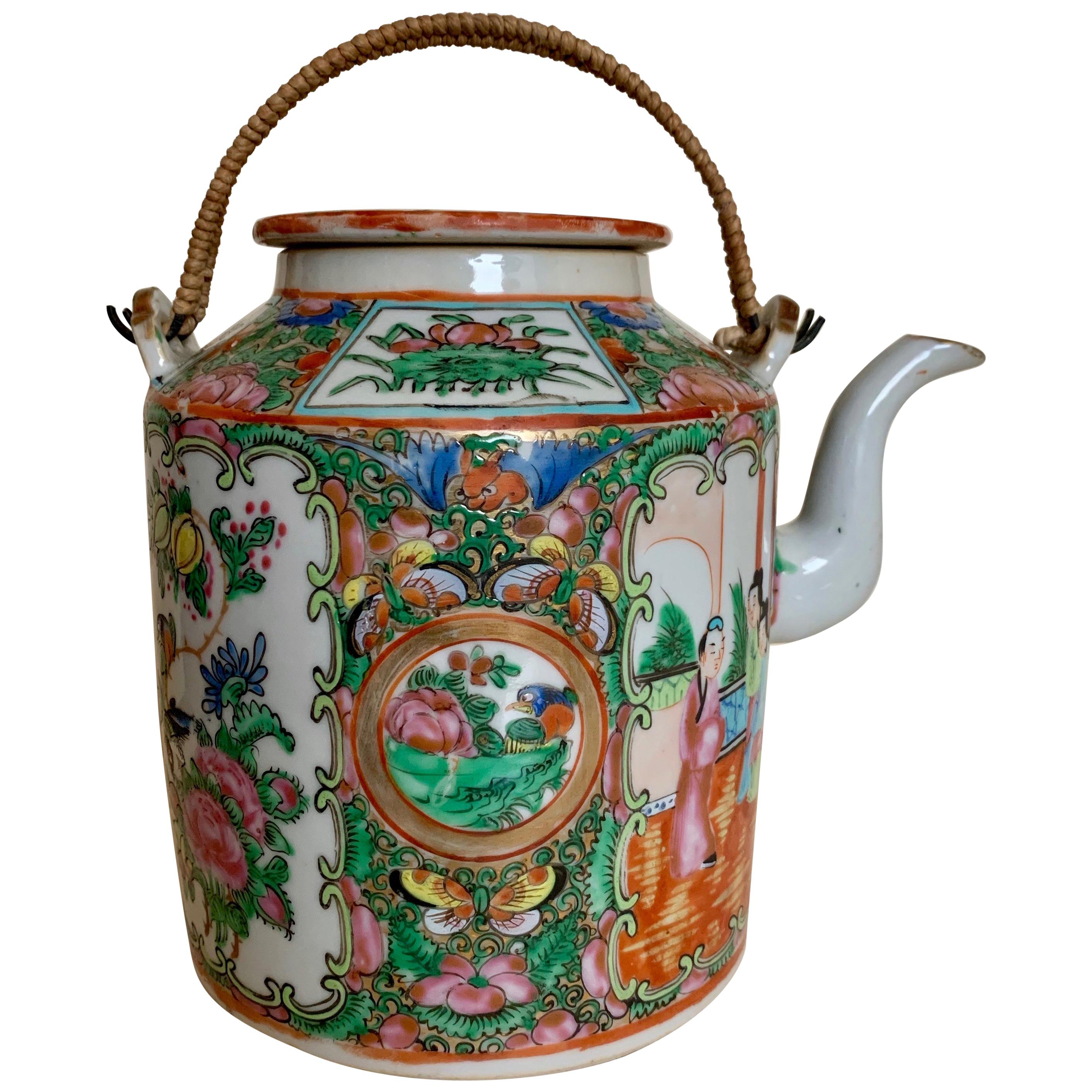 19th Century Chinese Export Canton Famille Rose Medallion Teapot For Sale