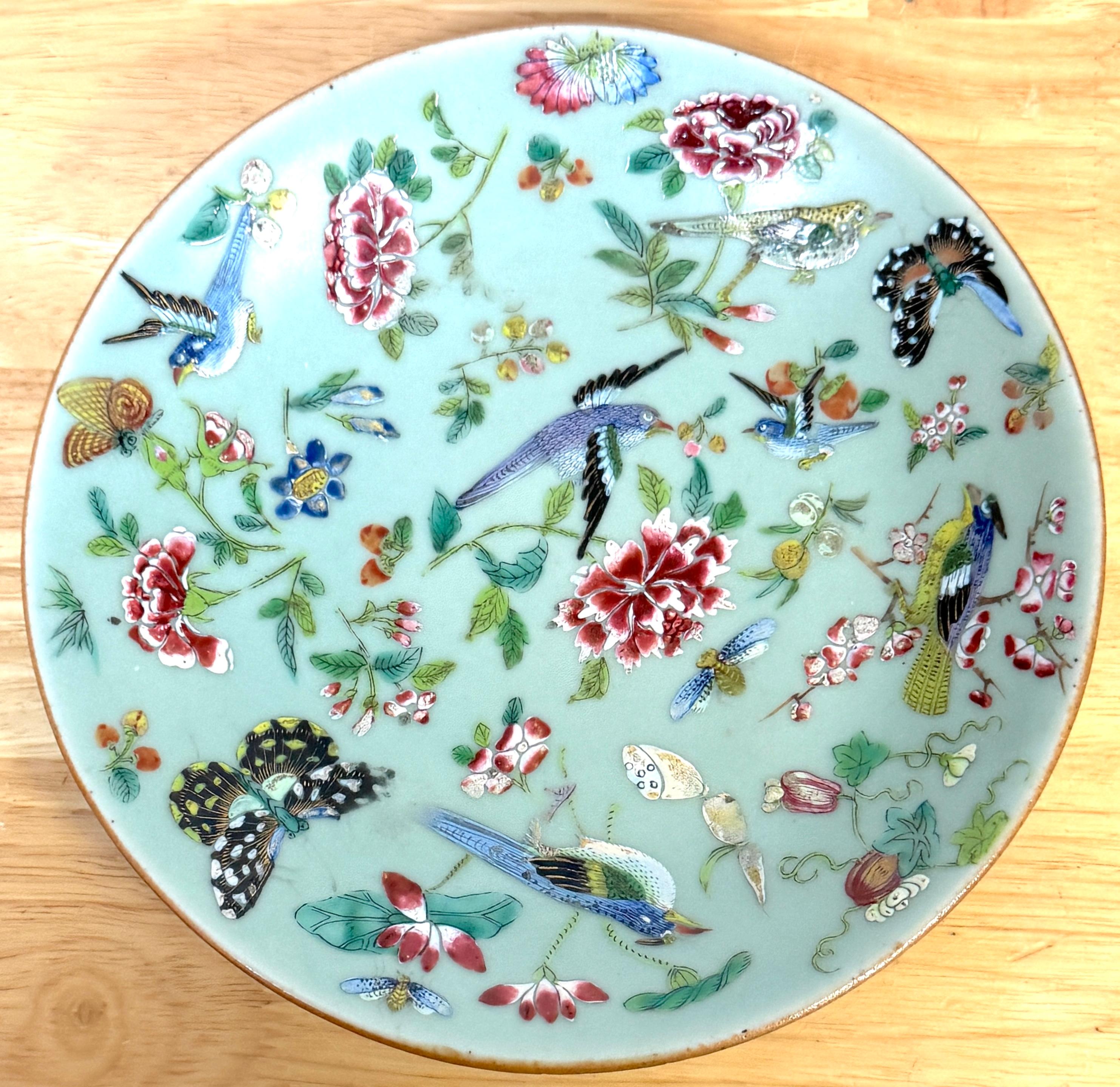 19th-century Chinese Export Celadon Plate with Enamel Decoration 
China, 19th Century, Blue Underglaze Reign Mark

An exquisite 19th-century Chinese export celadon plate with vibrant enamel decoration. This exceptional piece, originating from China,