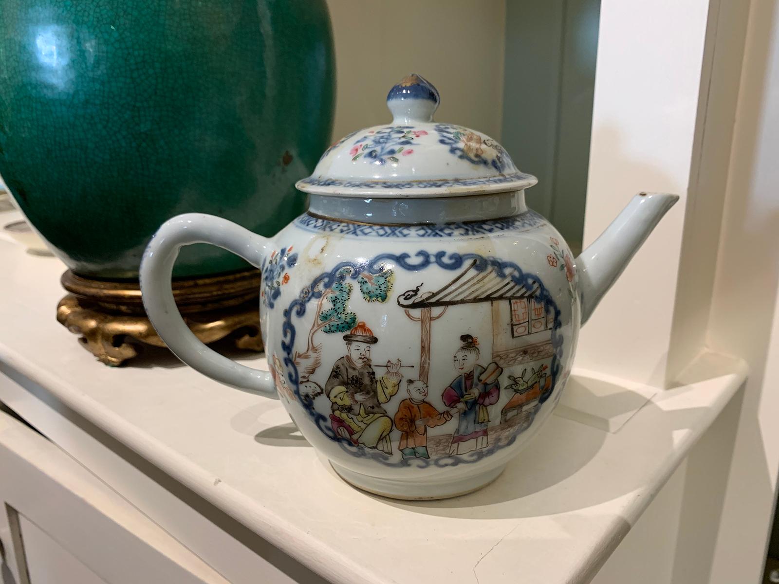 19th Century Chinese Export Chinoiserie Lidded Teapot In Good Condition In Atlanta, GA