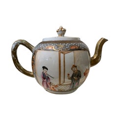 19th Century Chinese Export Chinoiserie Lidded Teapot