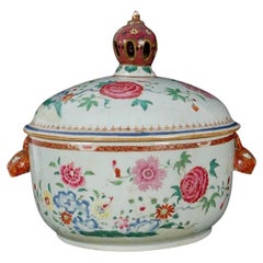 19th Century Chinese Export Covered Bowl #1