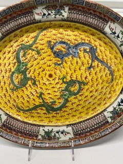 19th Century, Chinese Export Famille Jaune Imperial Dragon Platter