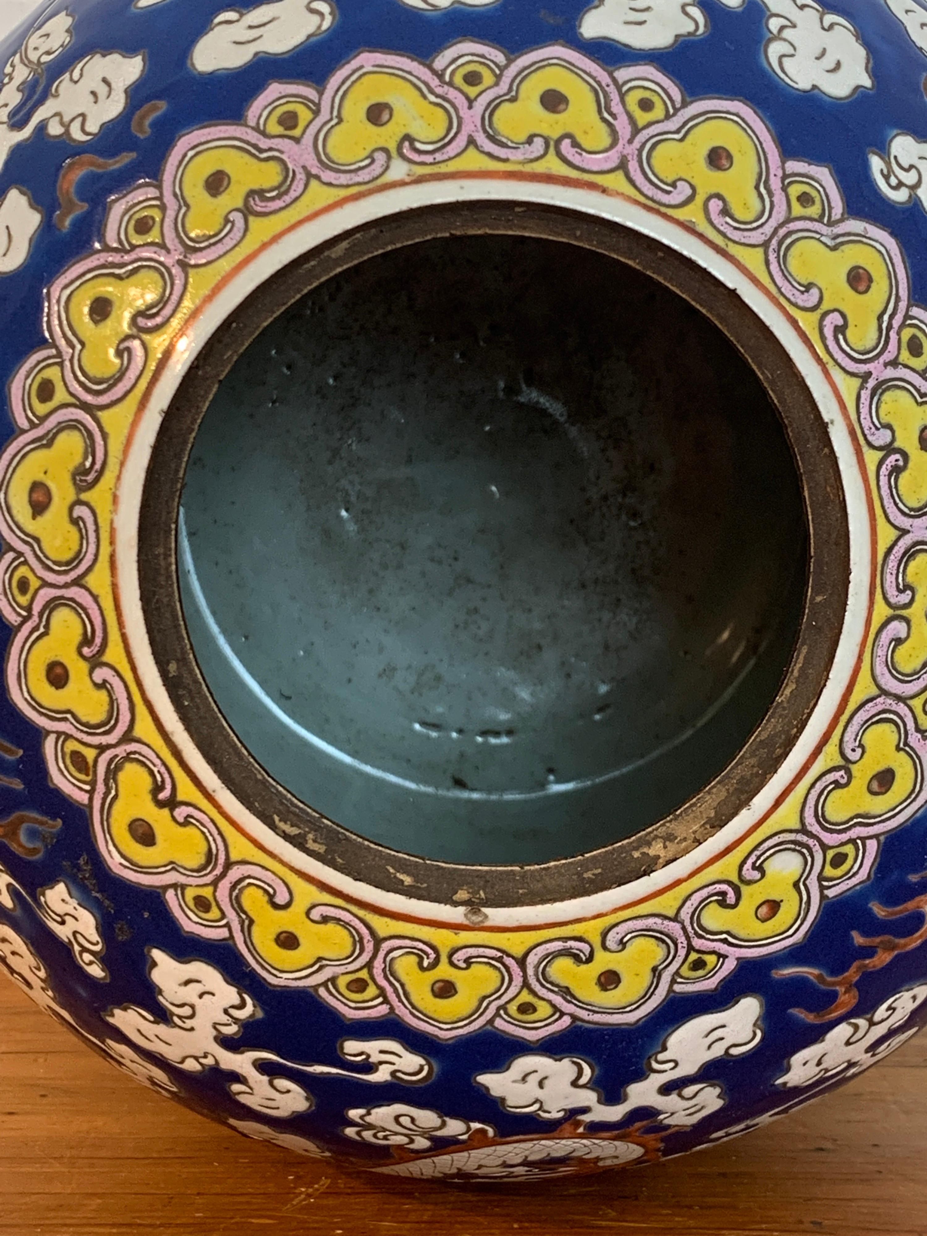 20th Century Chinese Export Polychrome Enamel Ginger Jar 5