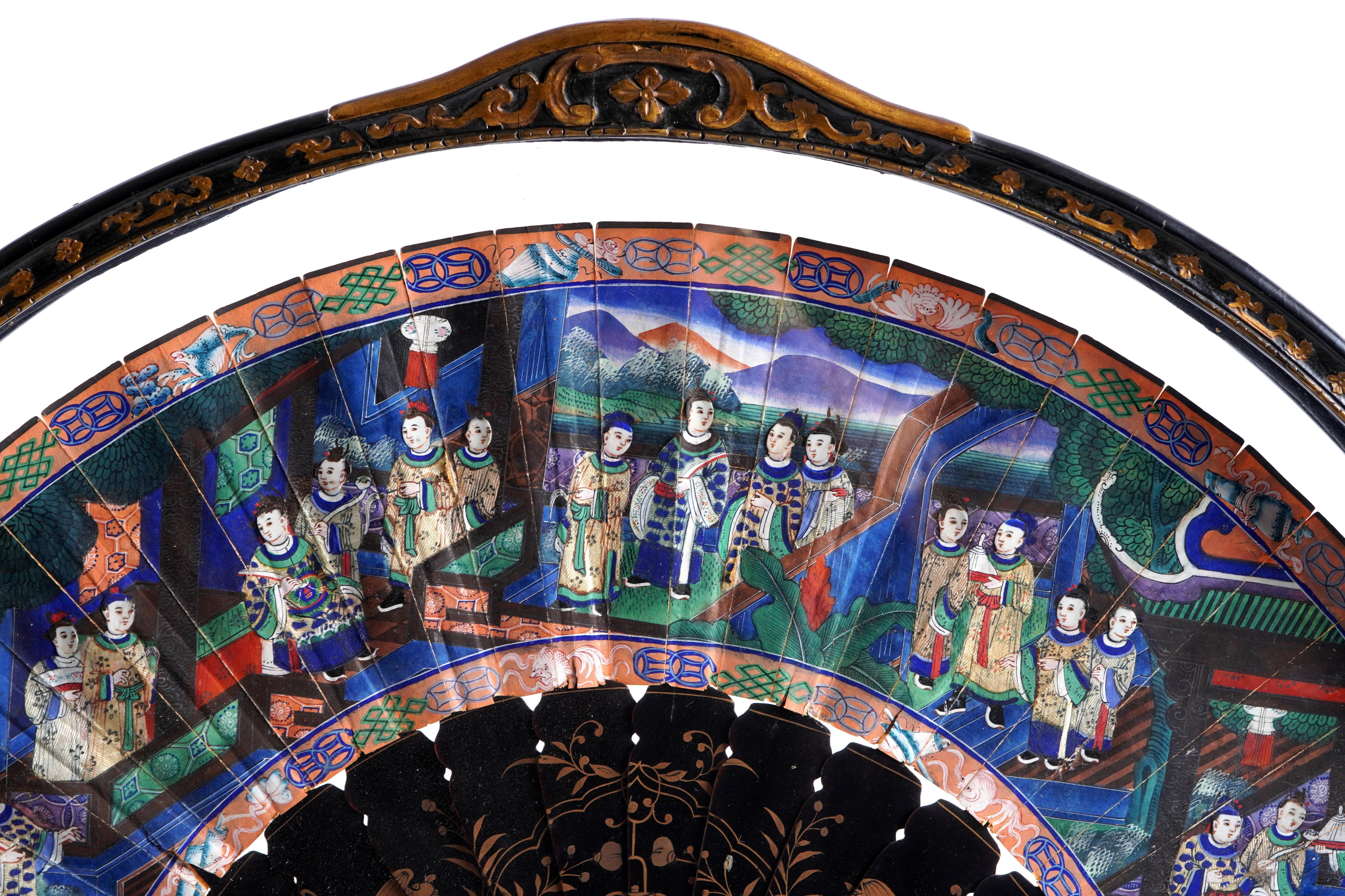 19th Century Chinese Export Gilt Lacquer Fan For Sale 2