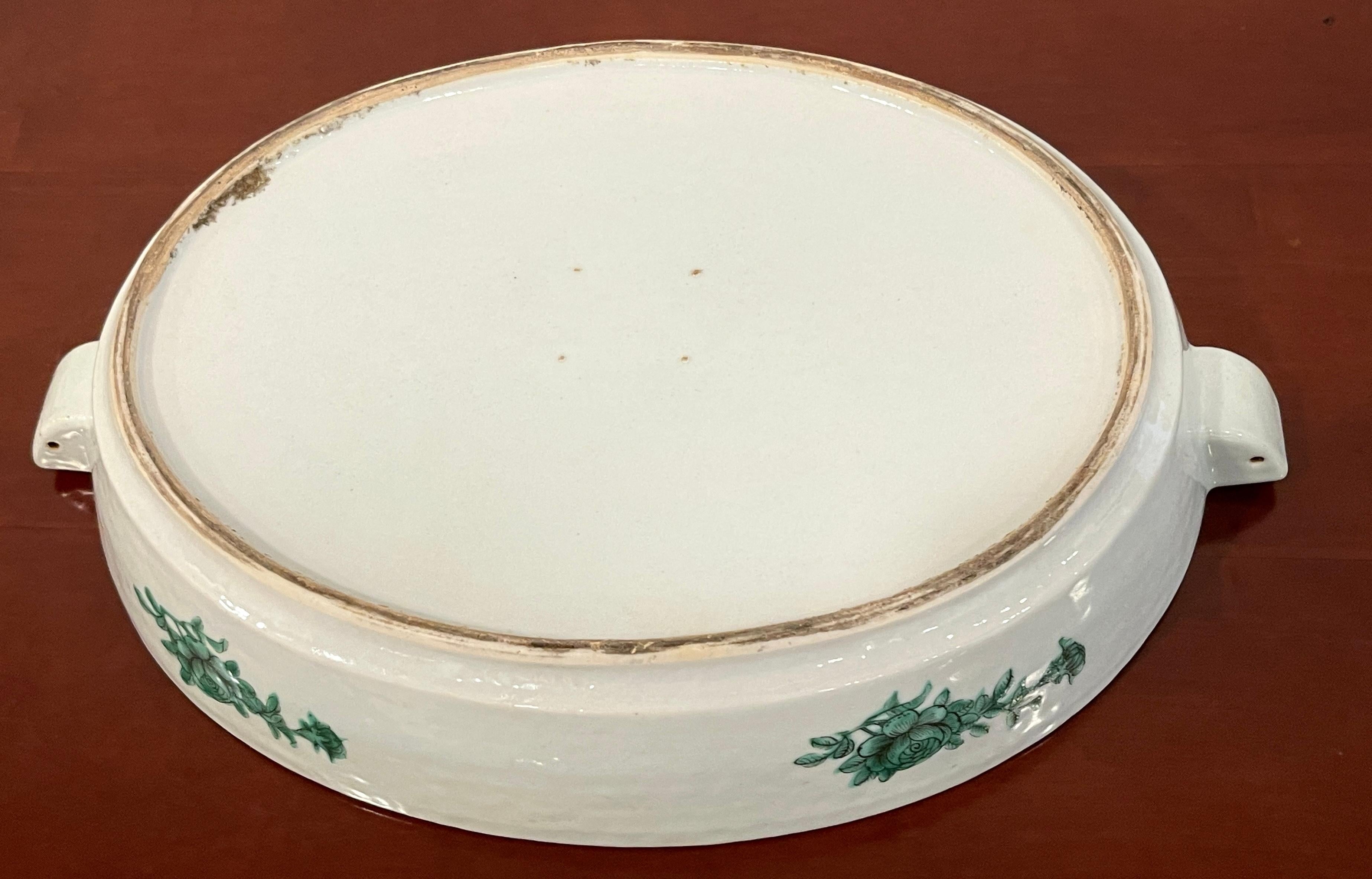 19th Century Chinese Export Green 'Fitzhugh' Hot Water Platter- Tureen * For Sale 12