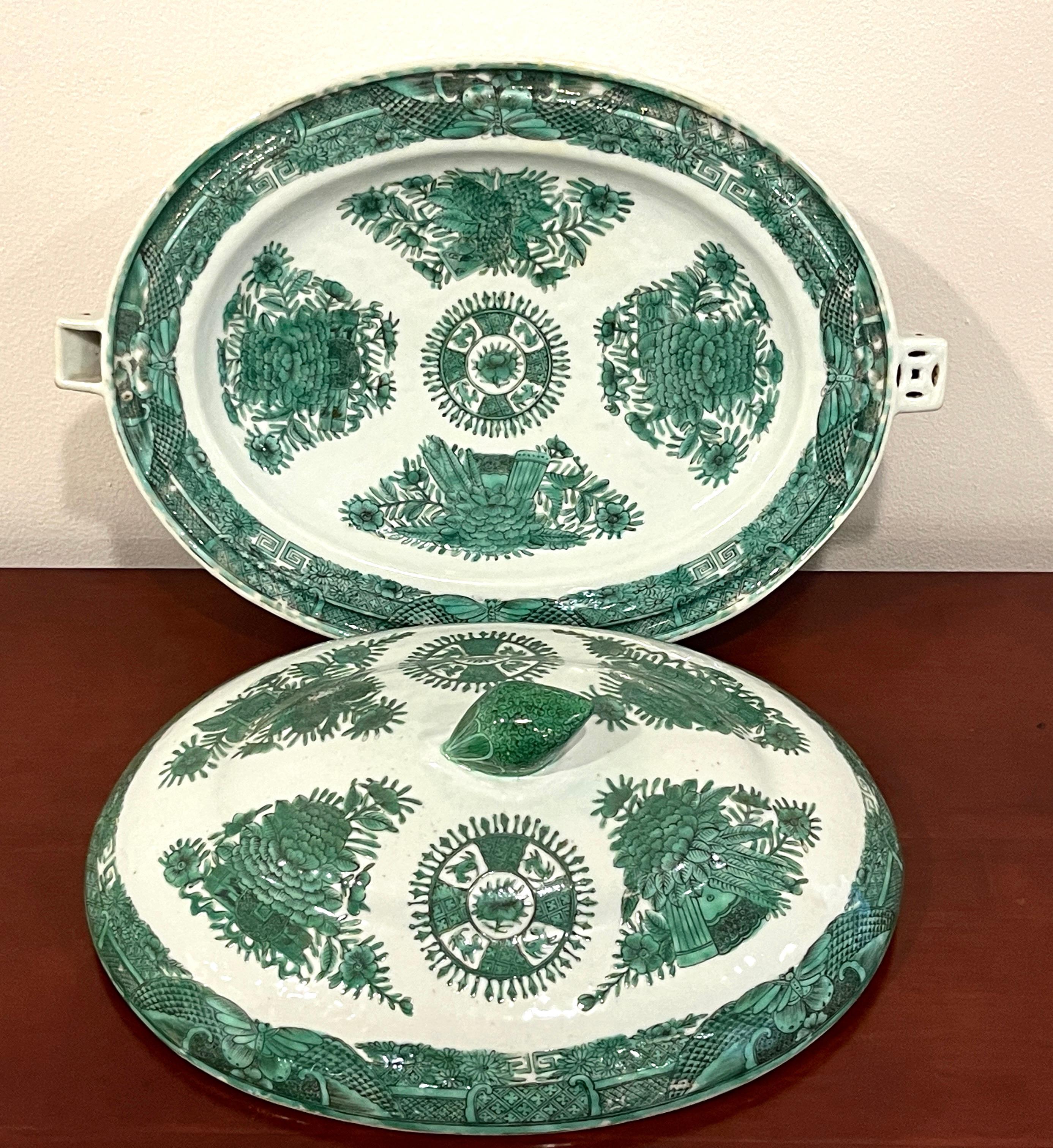 Hand-Painted 19th Century Chinese Export Green 'Fitzhugh' Hot Water Platter- Tureen * For Sale