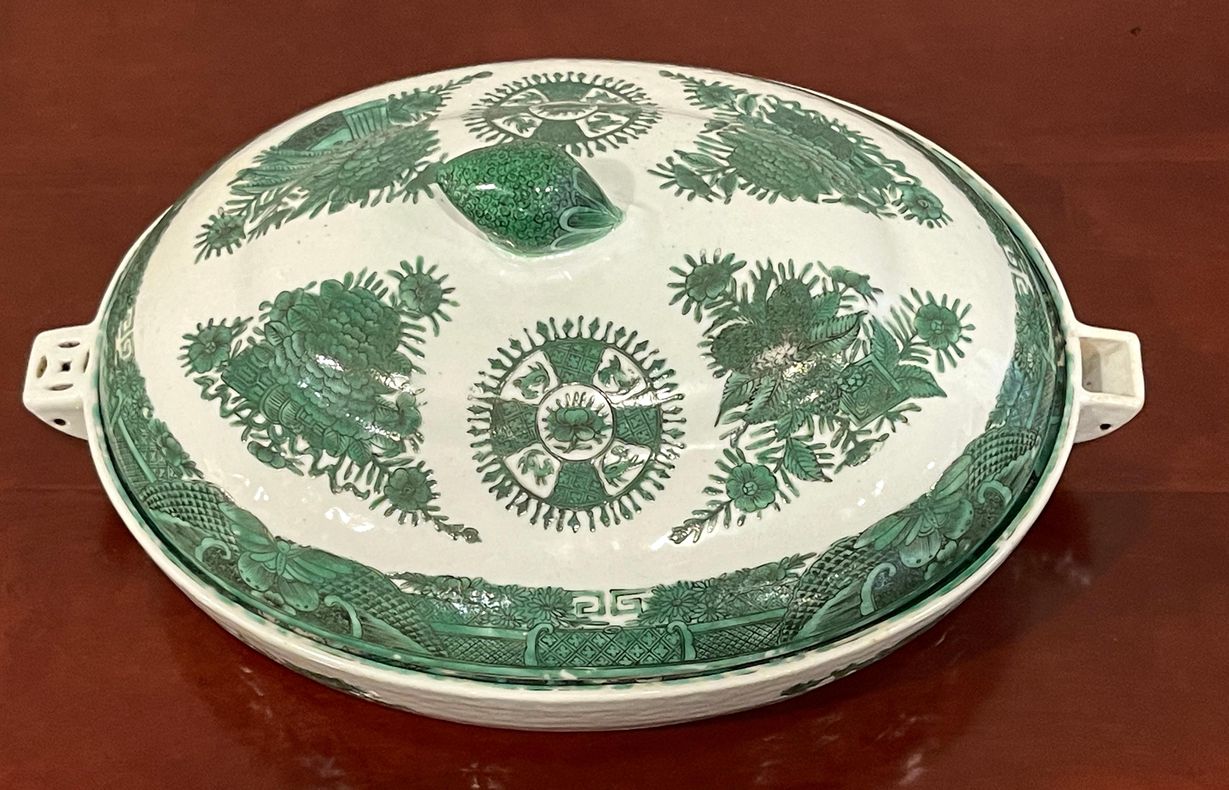 Porcelain 19th Century Chinese Export Green 'Fitzhugh' Hot Water Platter- Tureen * For Sale