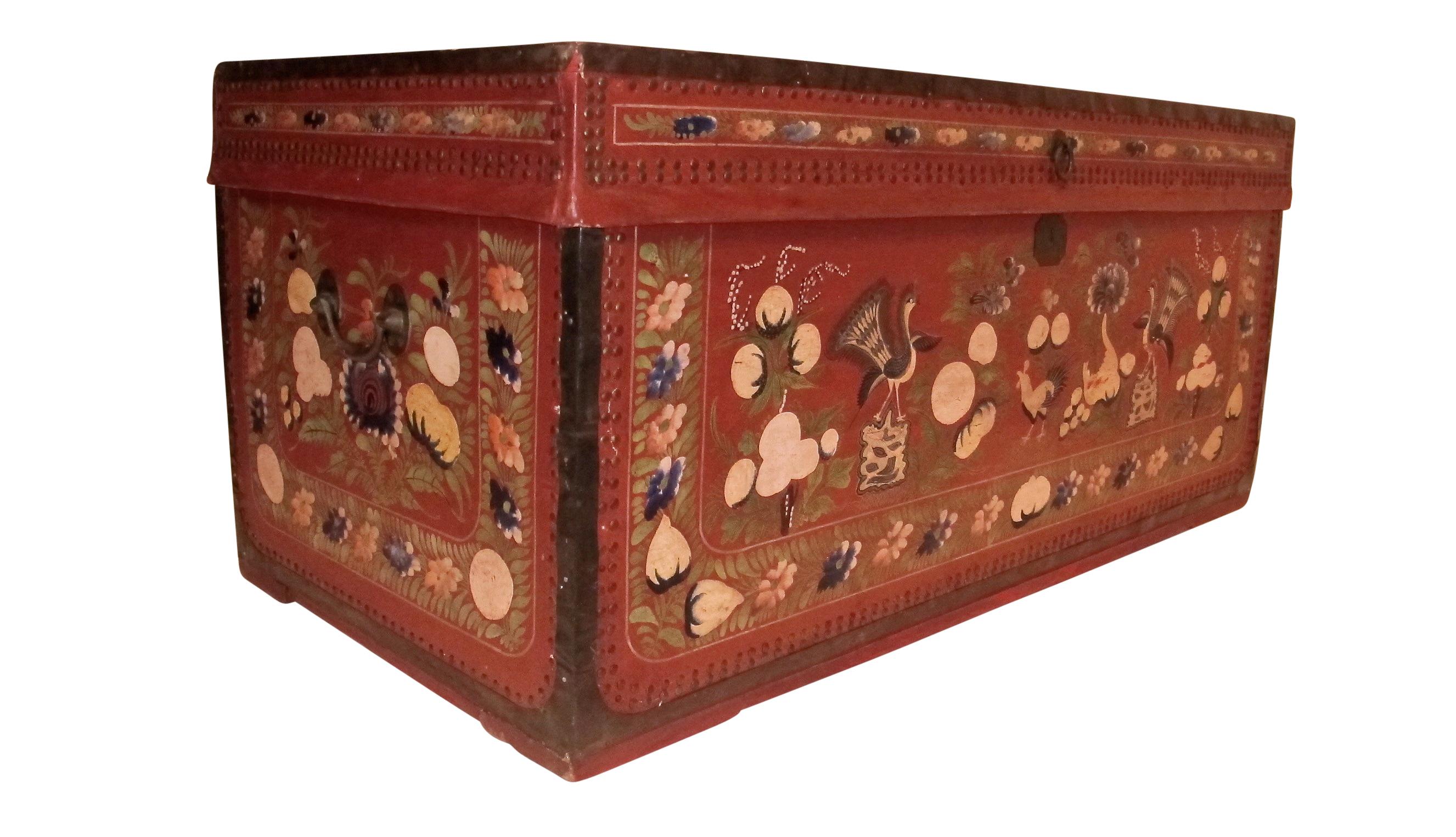 19th Century Chinese Export Hand-Painted Red Leather Trunk In Good Condition In San Francisco, CA