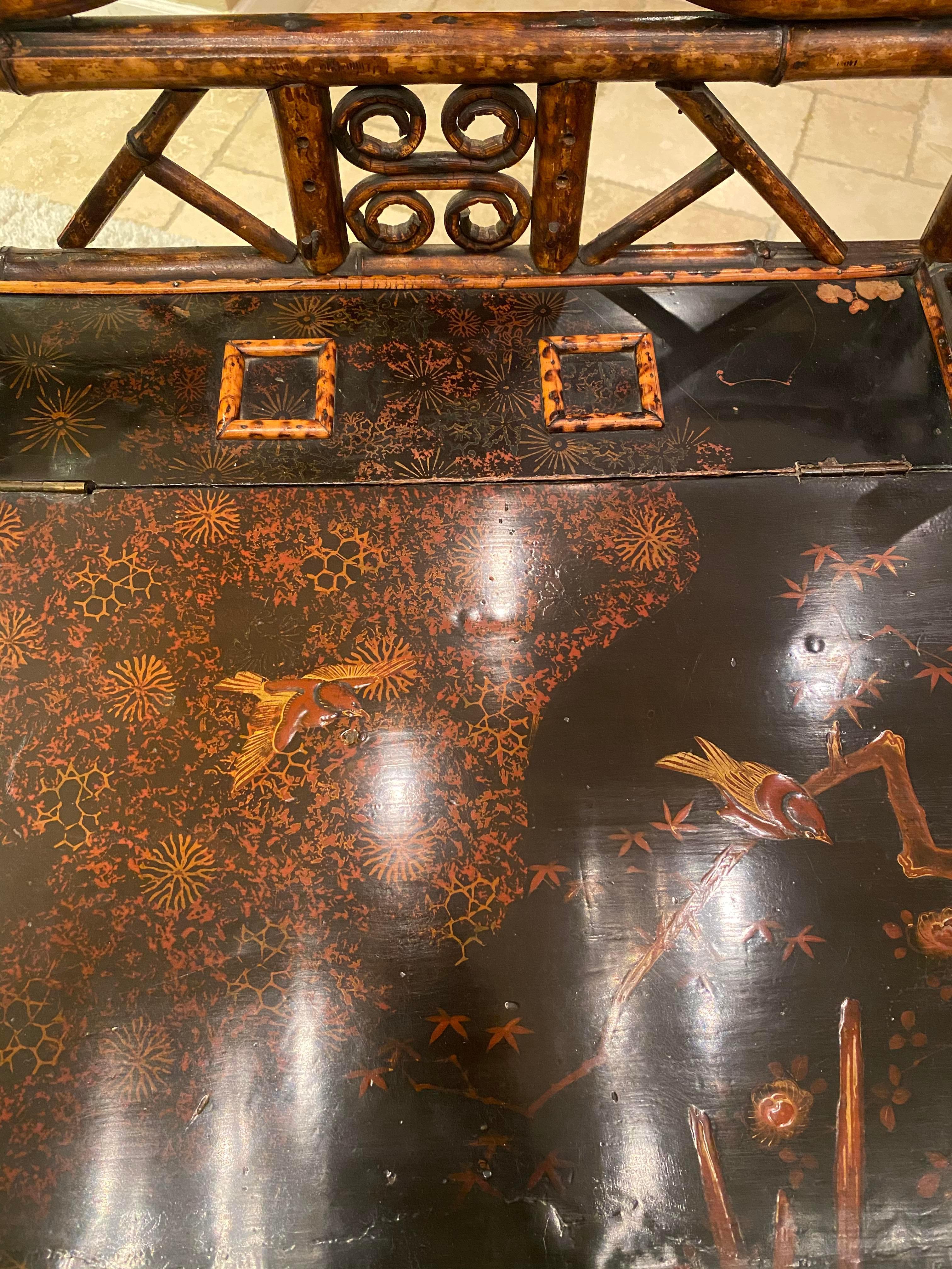 Late Meiji Period Japanese Export Lacquer Bamboo Desk, circa 1900s 14
