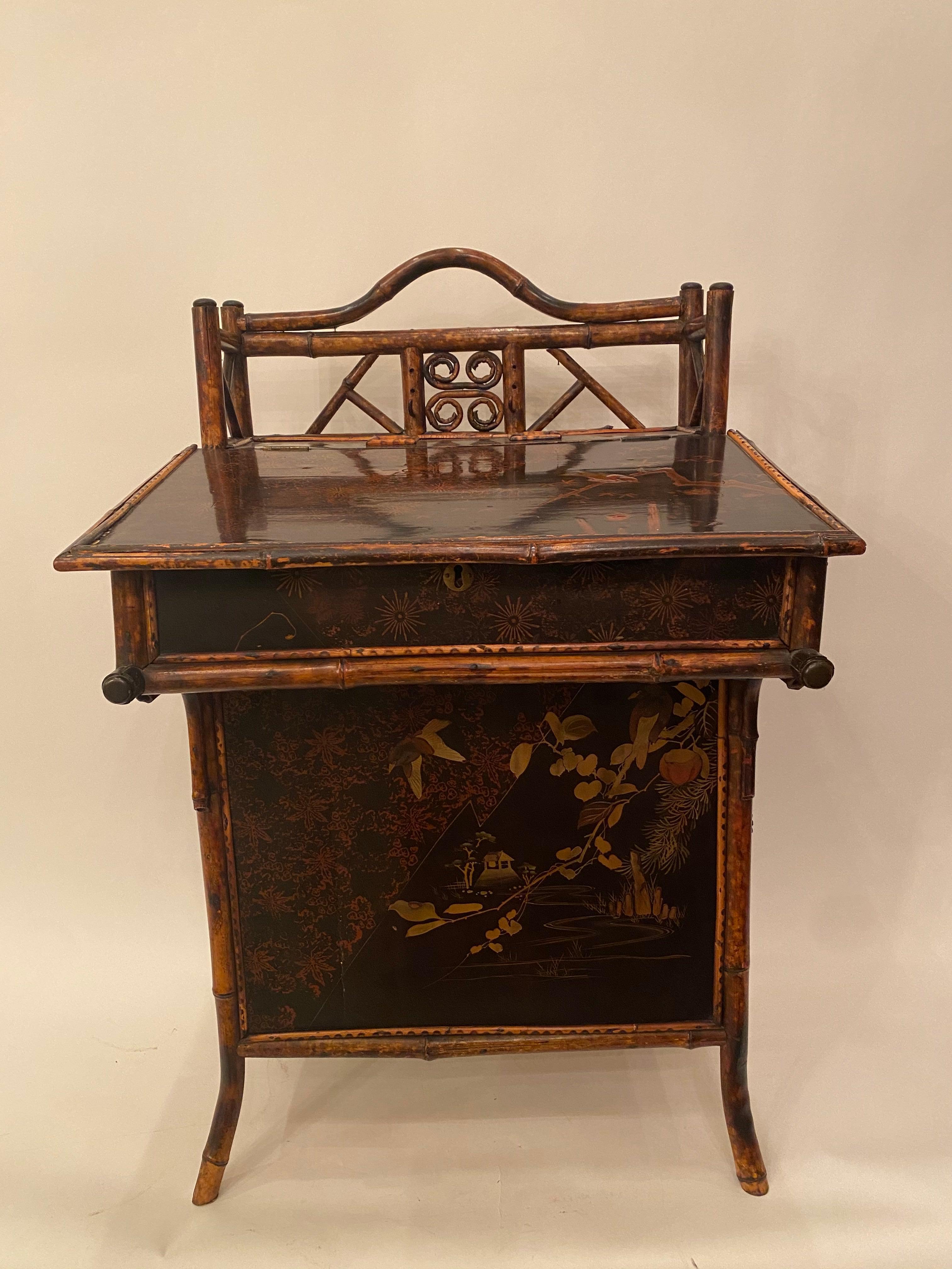 Lacquered Late Meiji Period Japanese Export Lacquer Bamboo Desk, circa 1900s