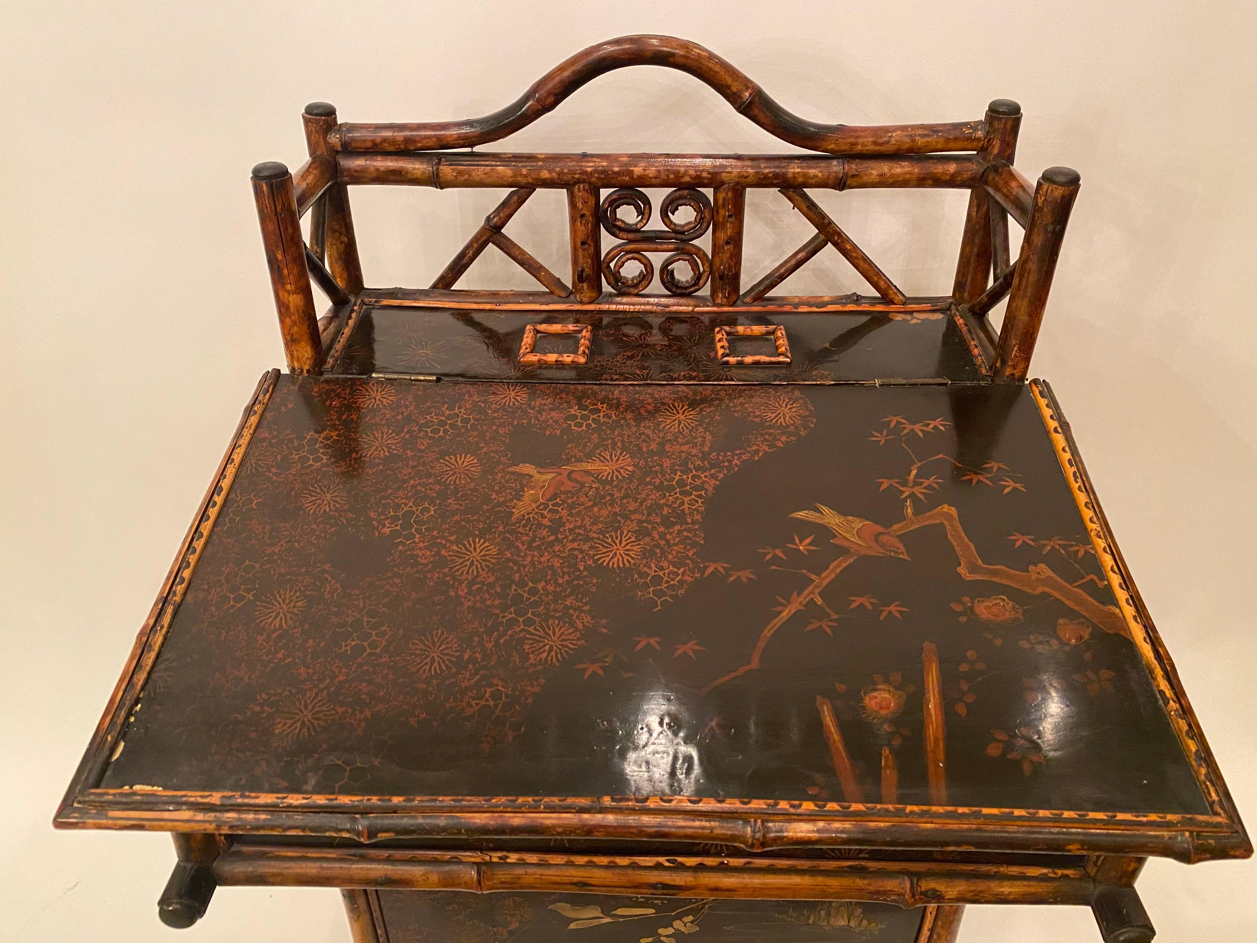 Late Meiji Period Japanese Export Lacquer Bamboo Desk, circa 1900s 1